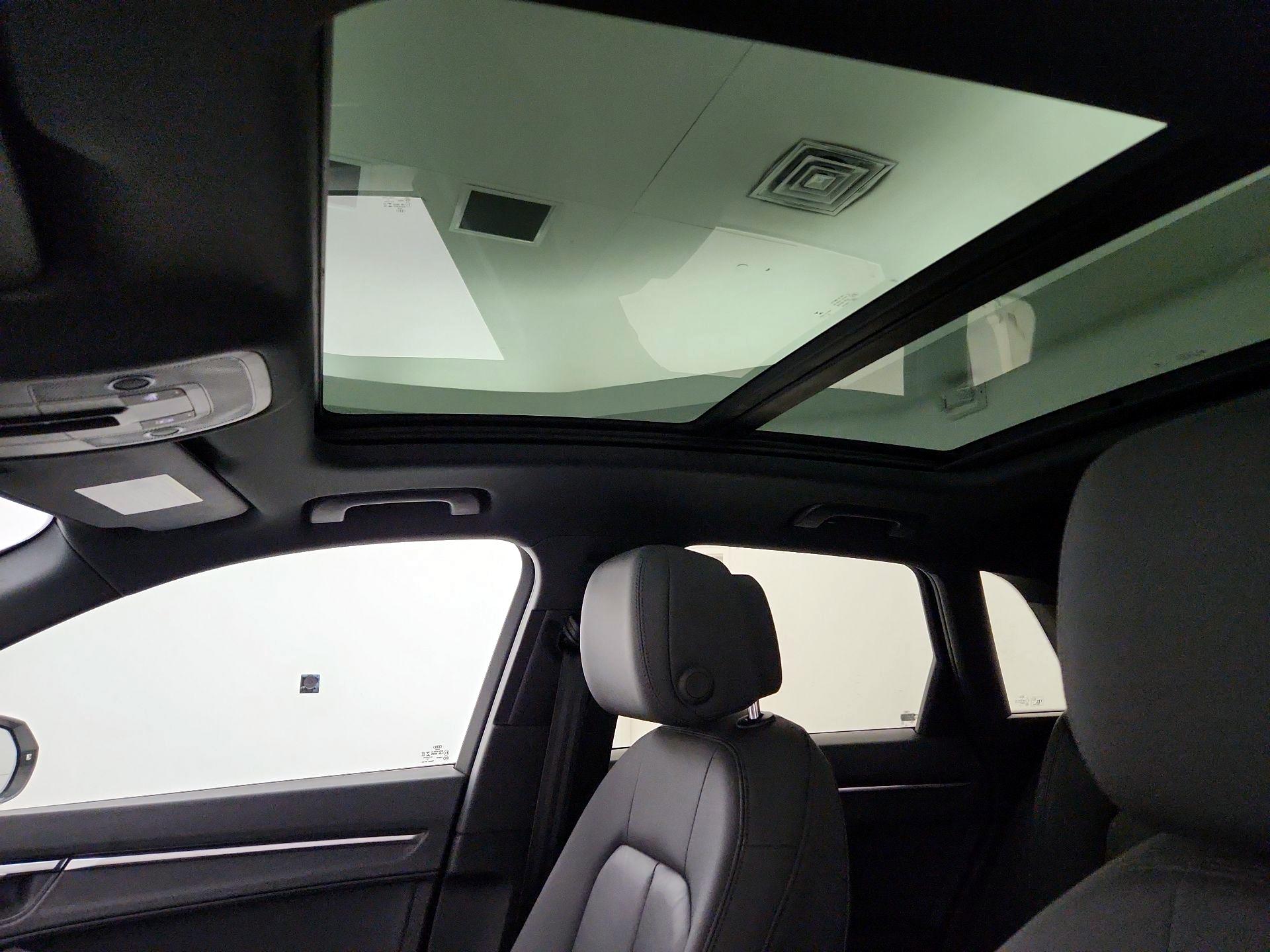 Thumbnail: 2020 Audi Q3 - 19