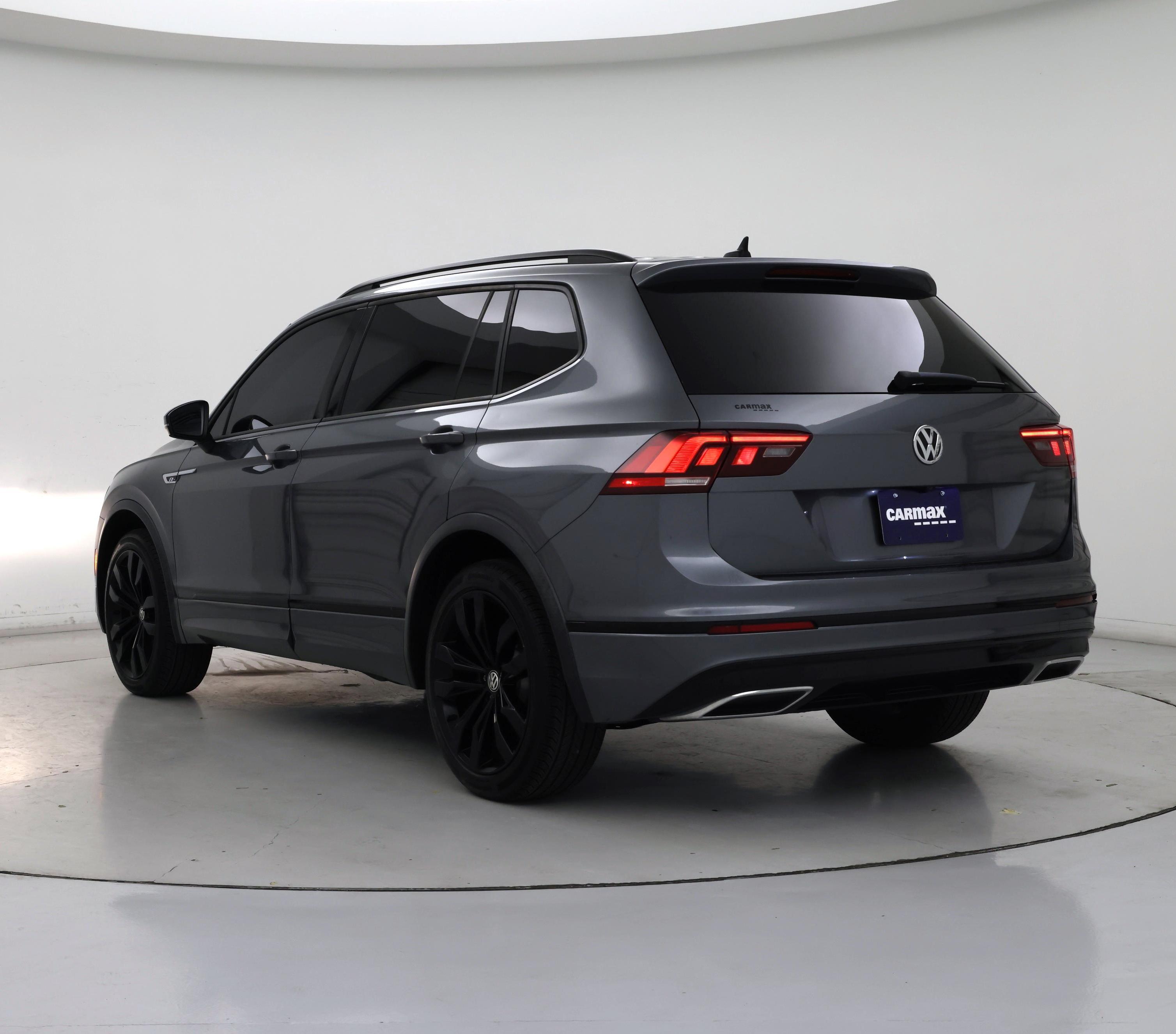 Thumbnail: 2020 Volkswagen Tiguan - 2