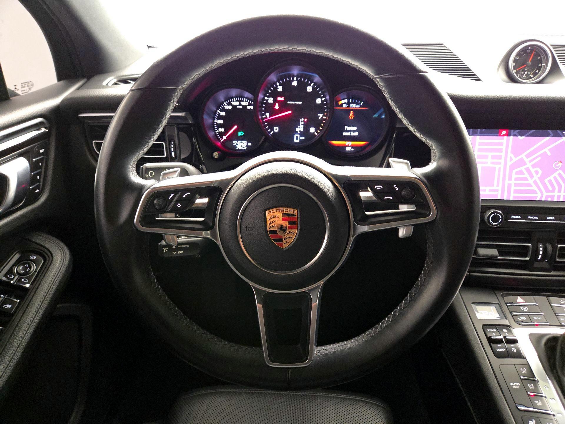 Thumbnail: 2019 Porsche Macan - 10