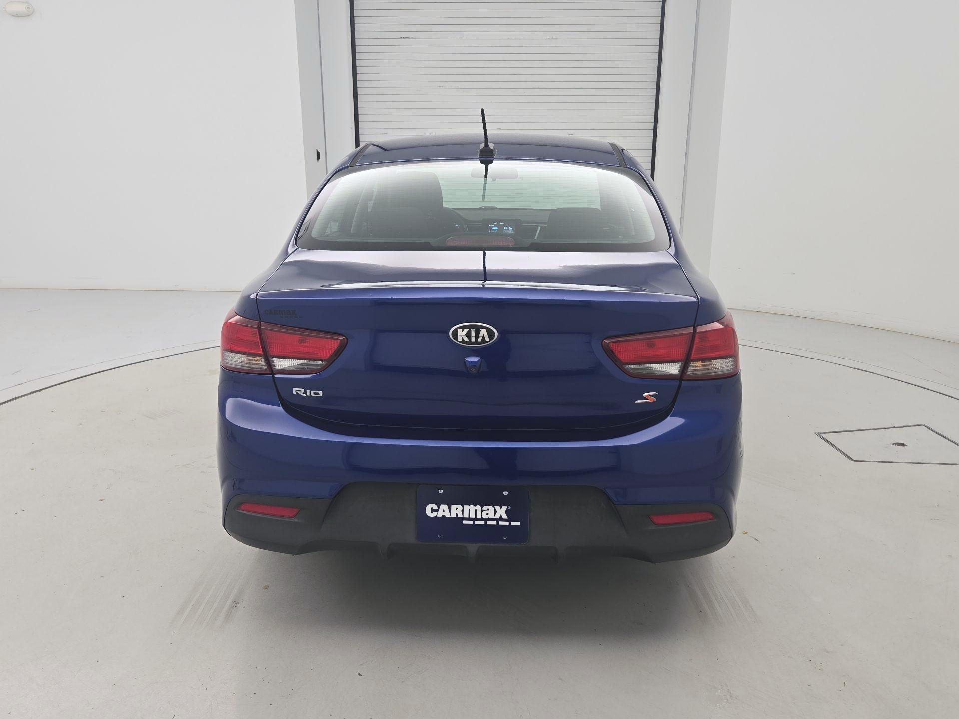 Thumbnail: 2019 Kia Rio - 6