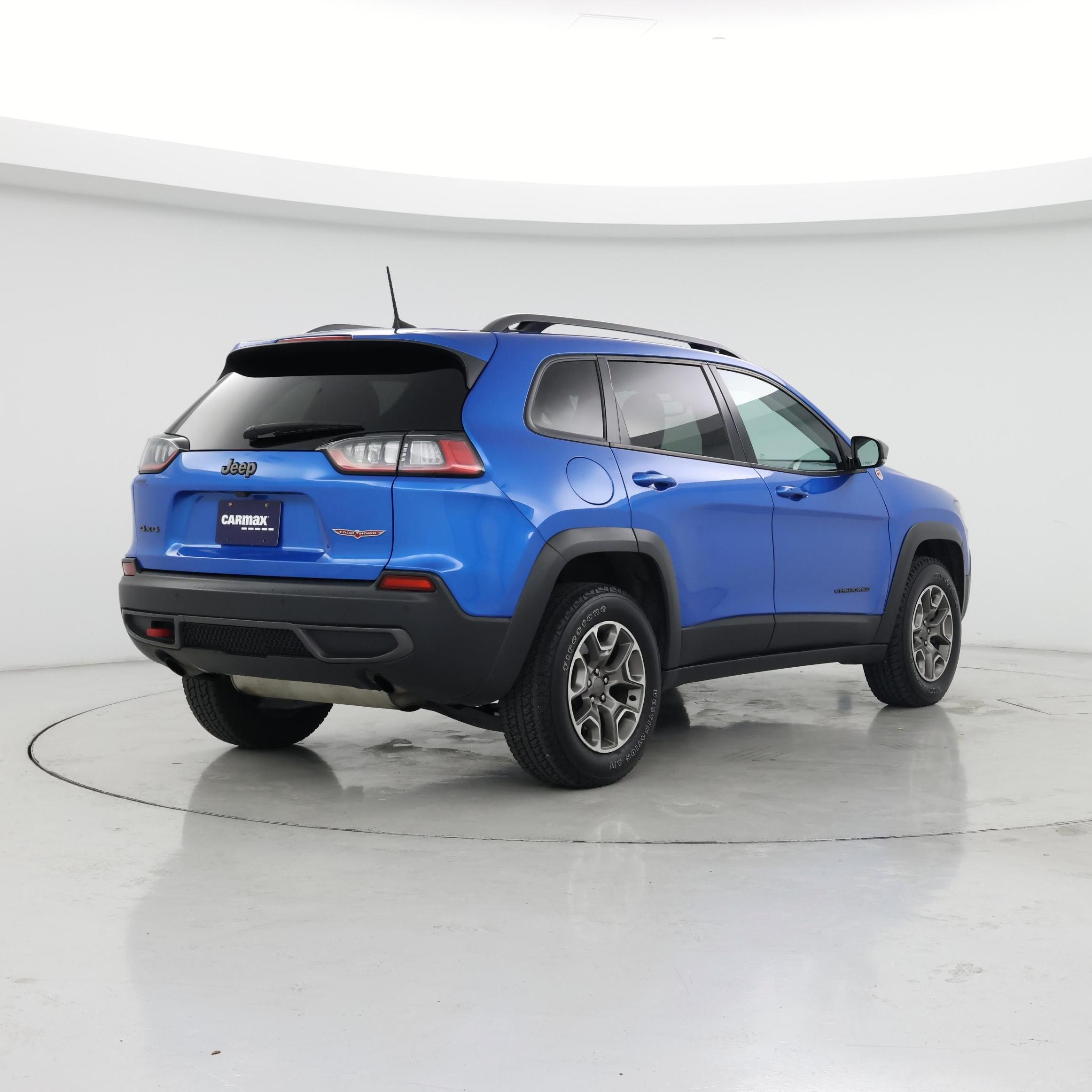 Thumbnail: 2020 Jeep Cherokee - 8