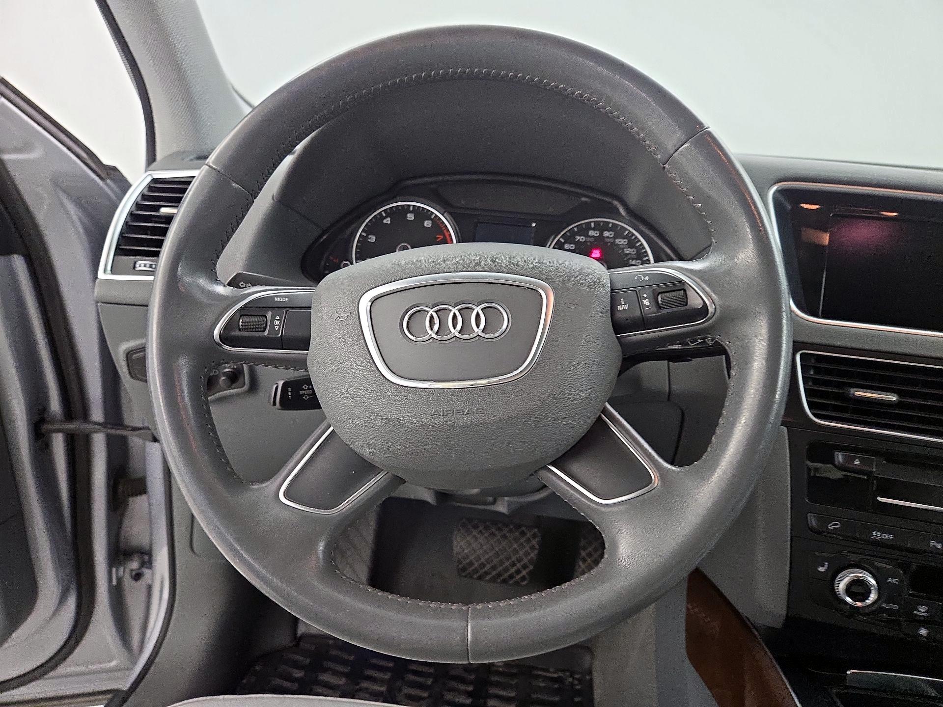 Thumbnail: 2016 Audi Q5 - 10