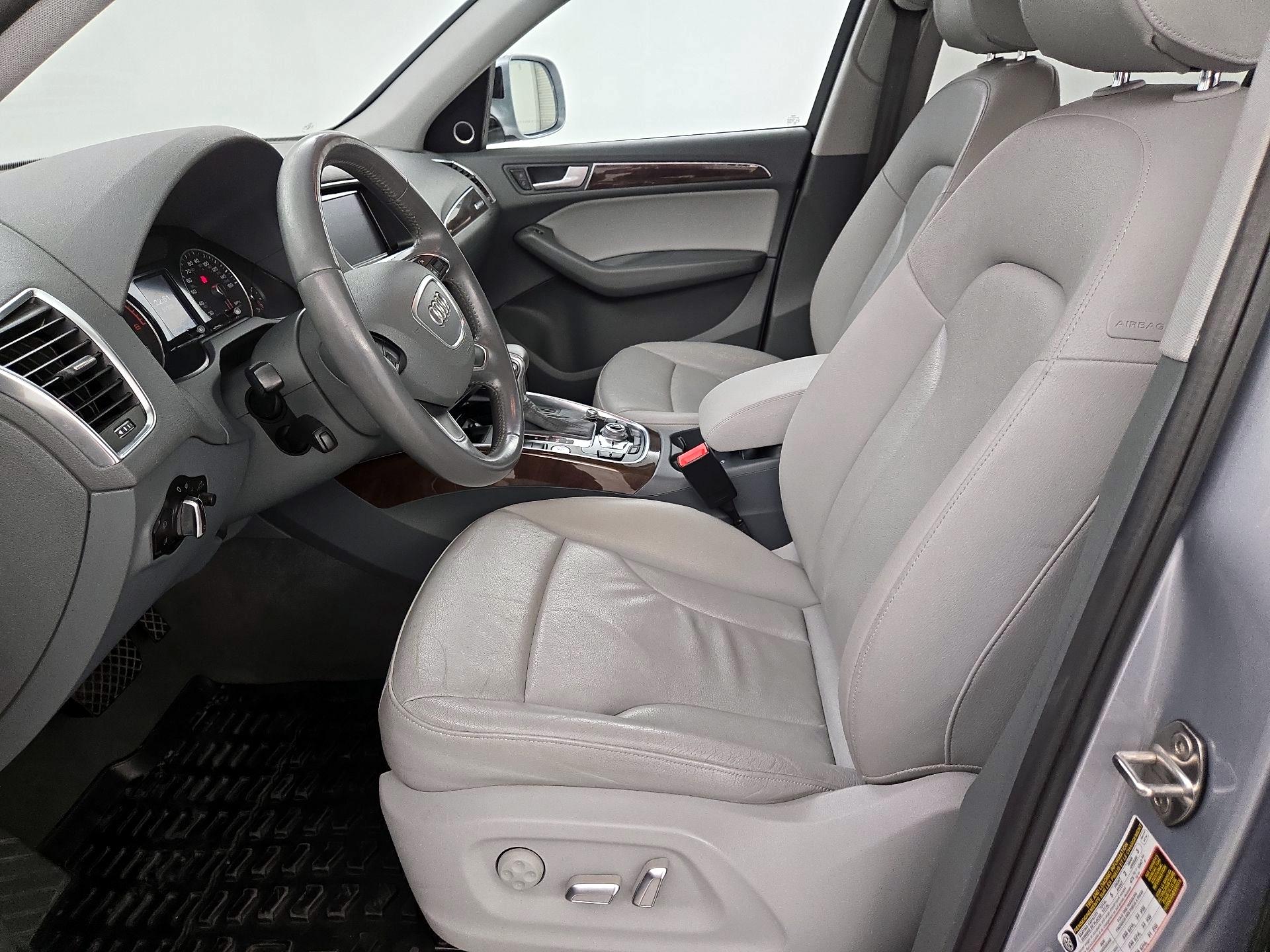Thumbnail: 2016 Audi Q5 - 11