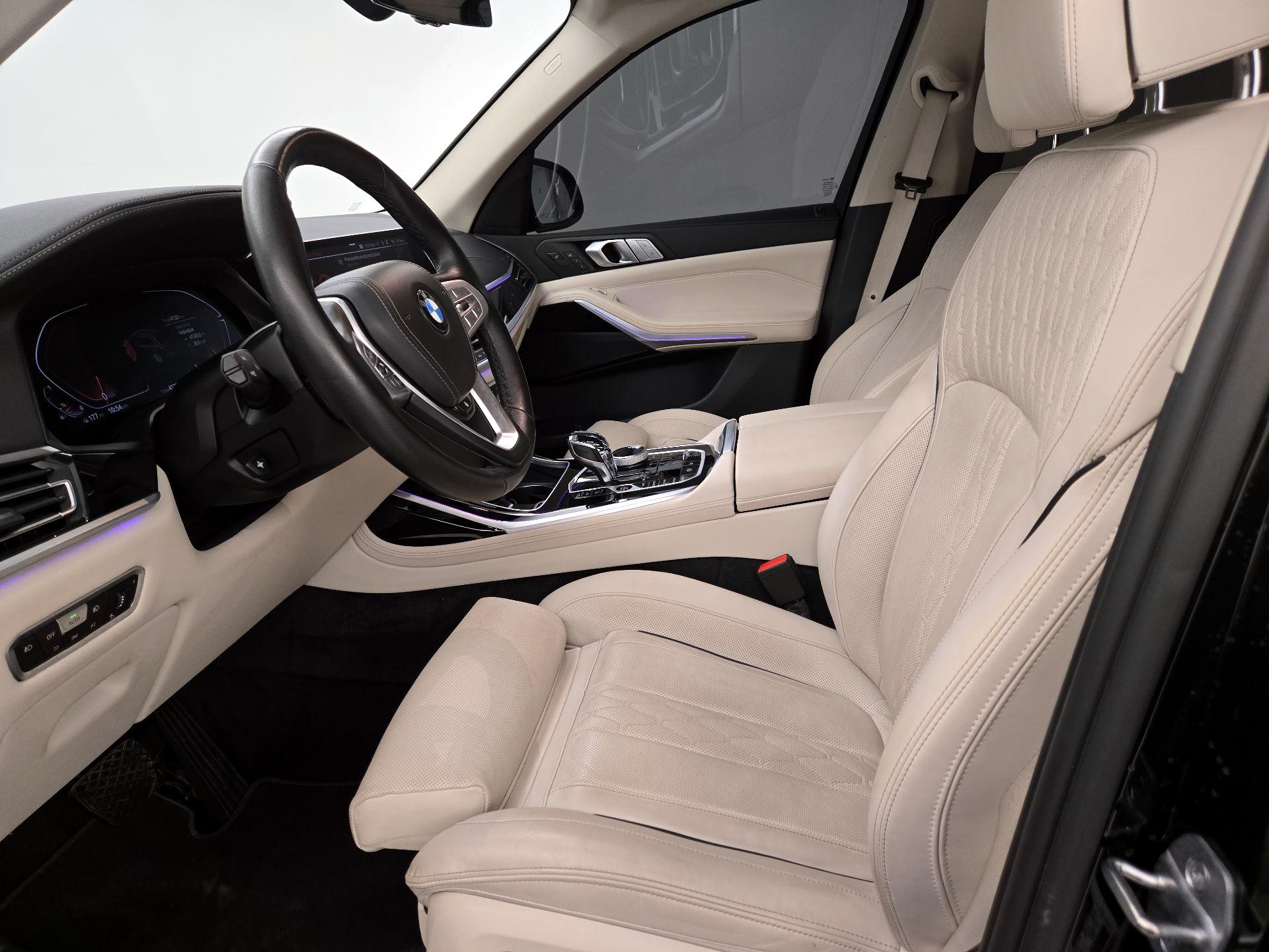 Thumbnail: 2022 BMW X7 - 11