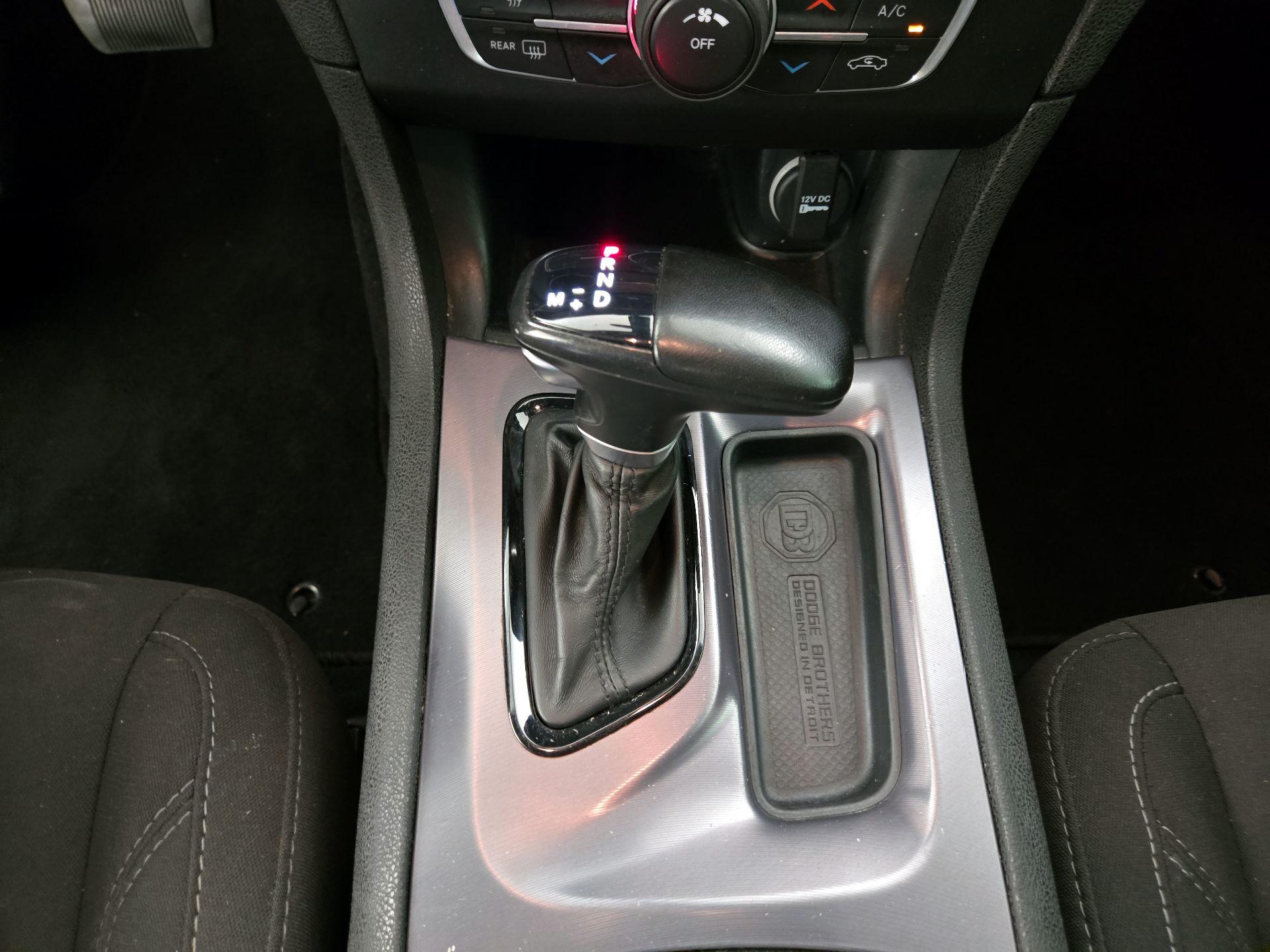 Thumbnail: 2020 Dodge Charger - 17