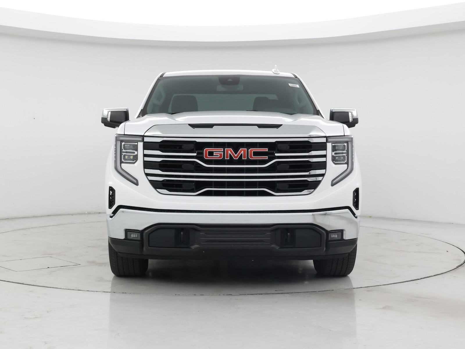 2024 GMC Sierra 1500 SLT - Photo 6