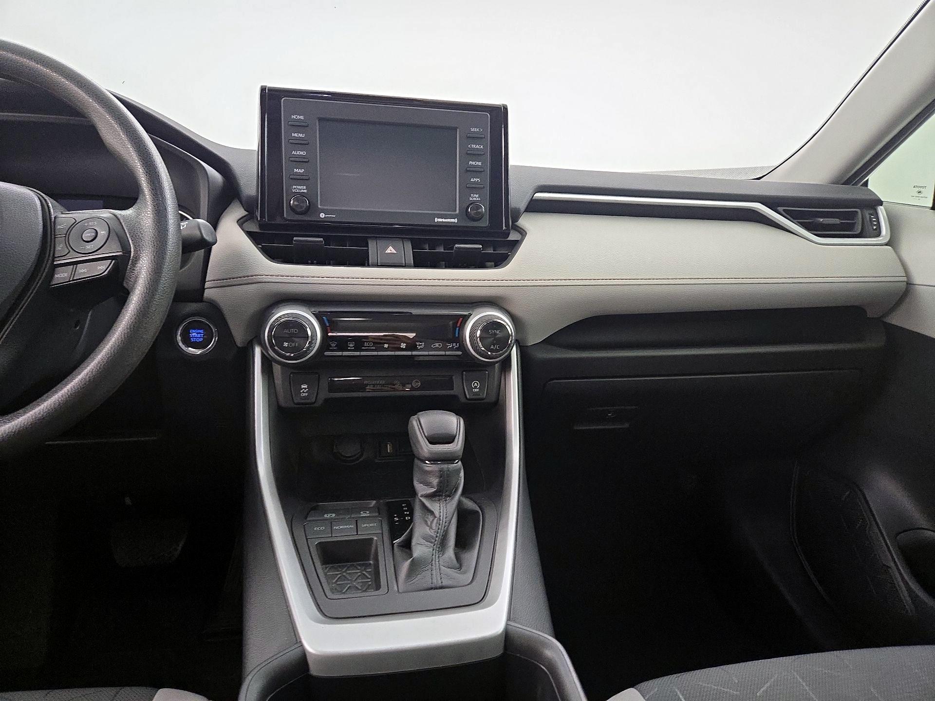 Thumbnail: 2022 Toyota RAV4 - 9
