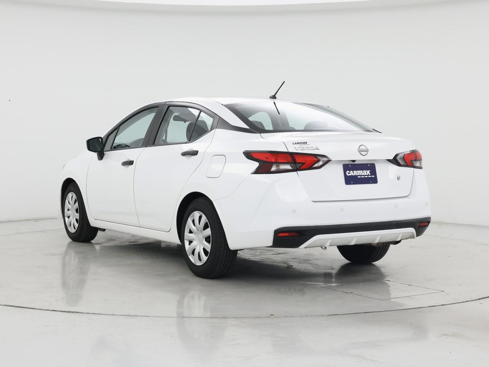 2023 Nissan Versa Sedan S - Photo 3