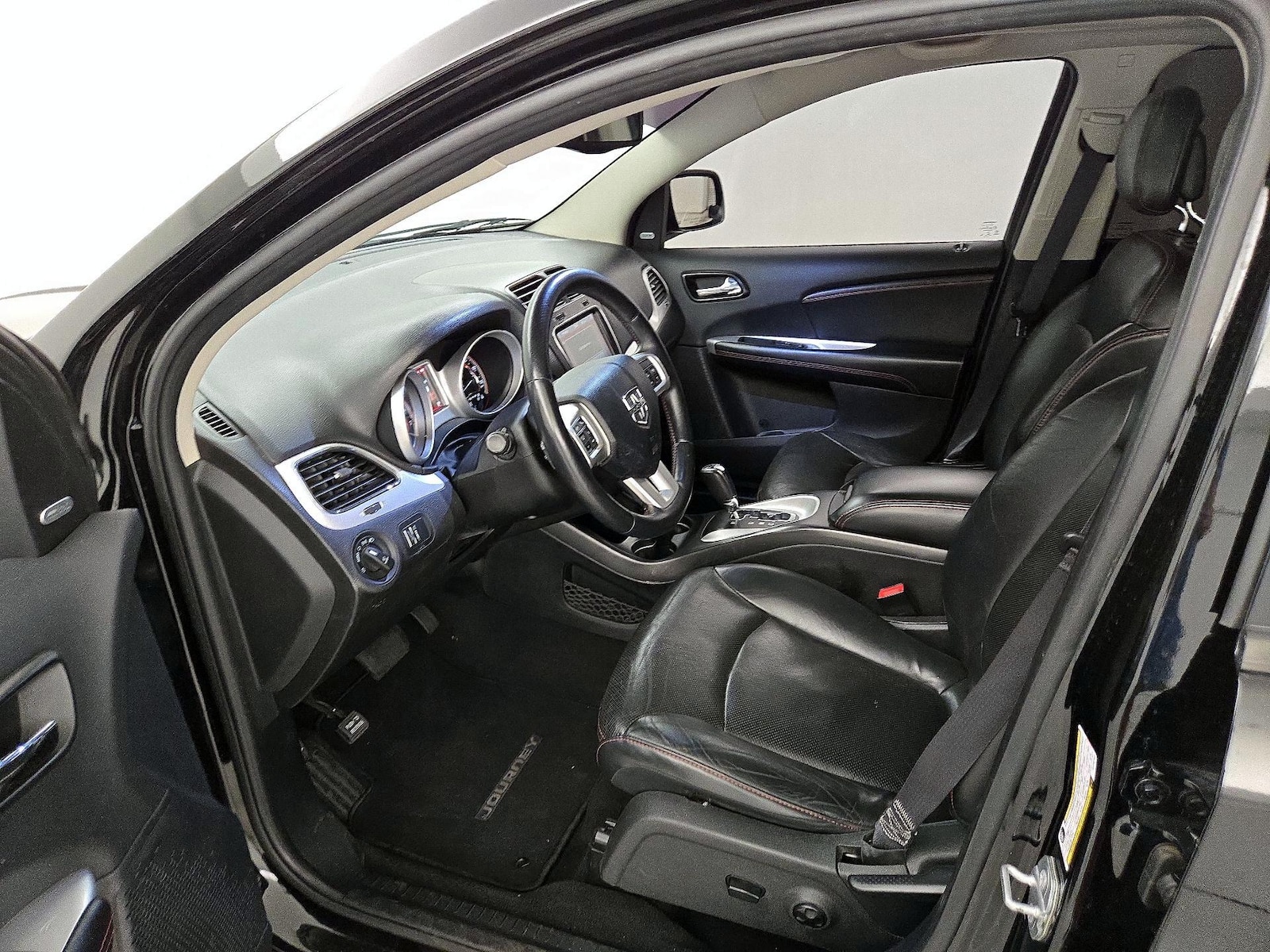 2016 Dodge Journey R/T - Photo 12