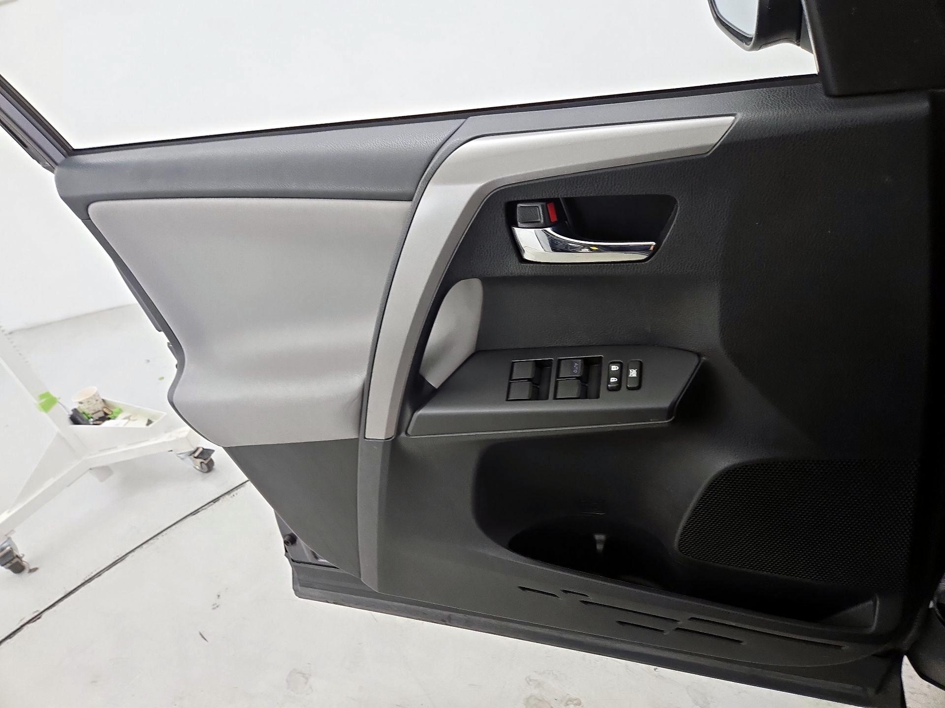 Thumbnail: 2017 Toyota RAV4 - 12