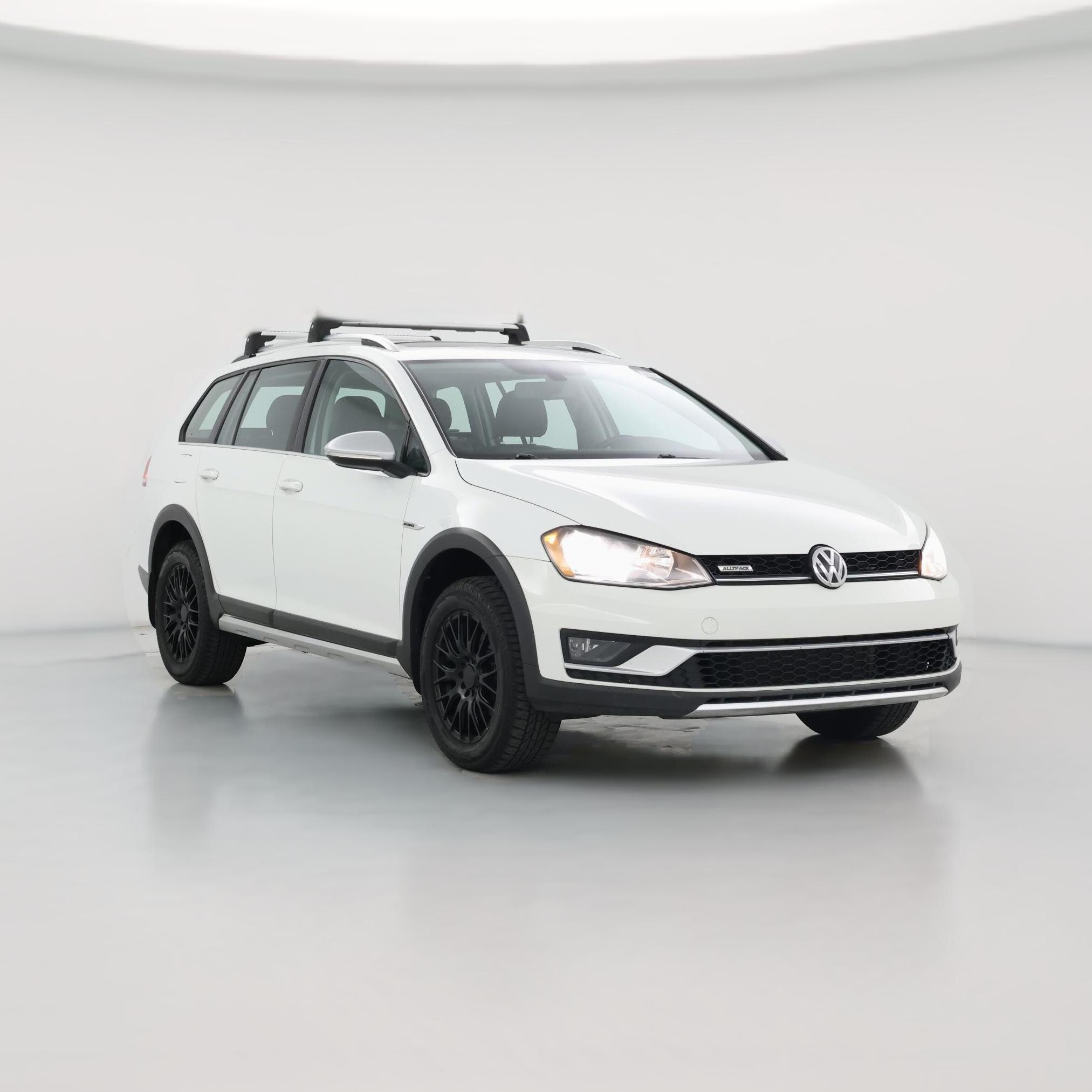 Thumbnail: 2017 Volkswagen Golf - 1