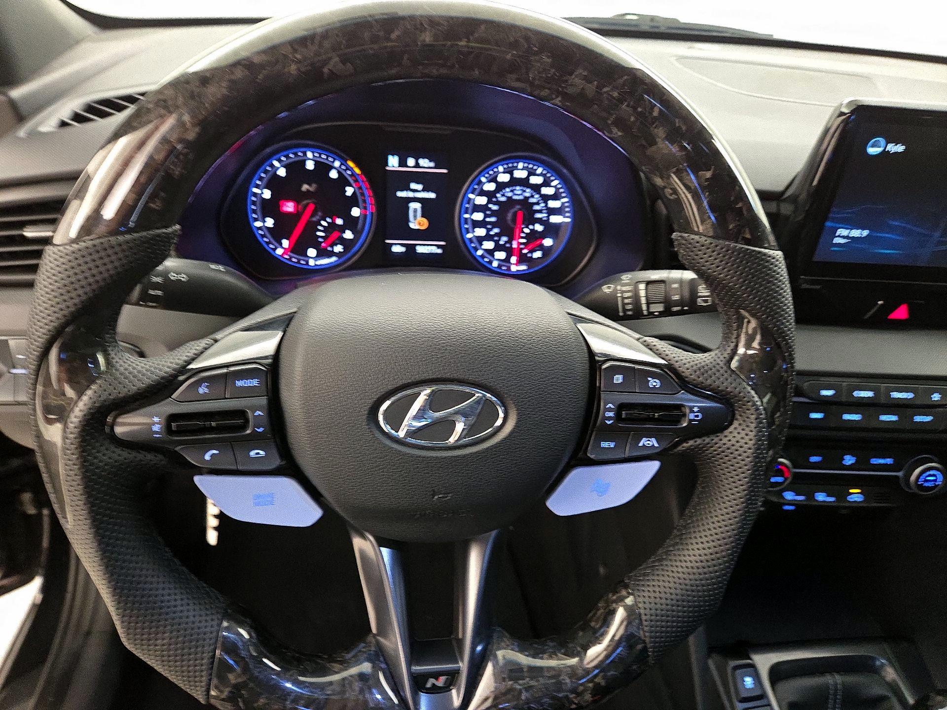 Thumbnail: 2022 Hyundai Veloster - 10