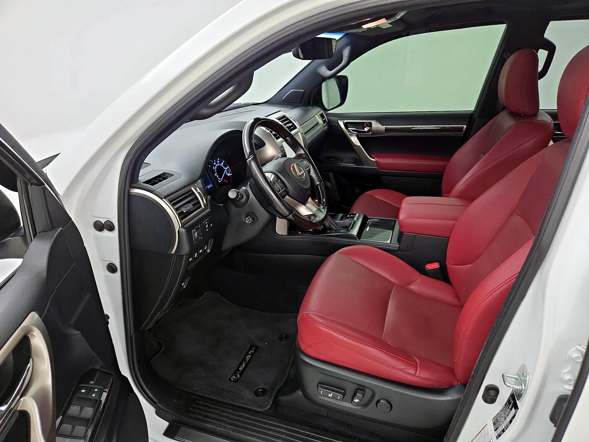 Thumbnail: 2021 Lexus GX - 11