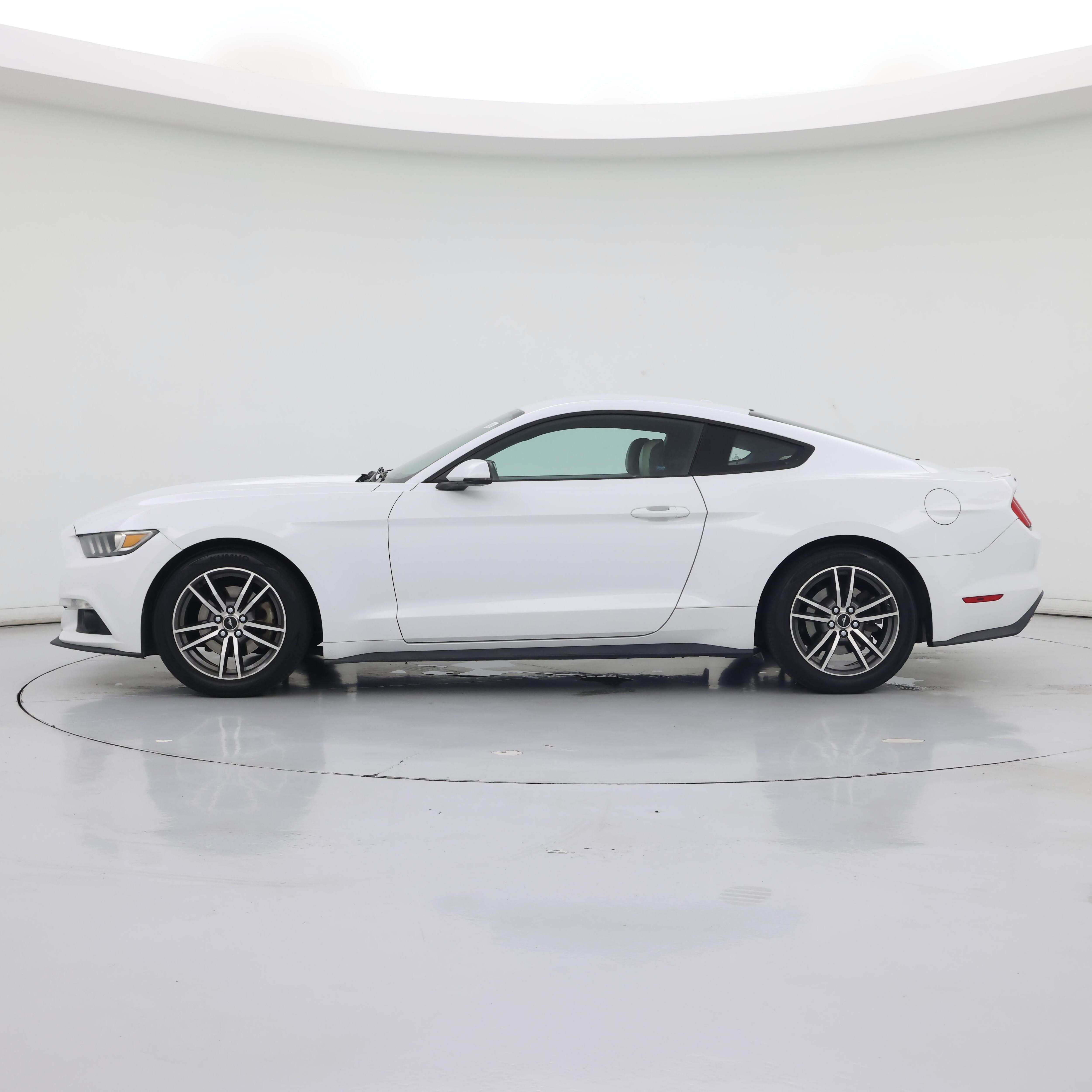 Thumbnail: 2016 Ford Mustang - 3