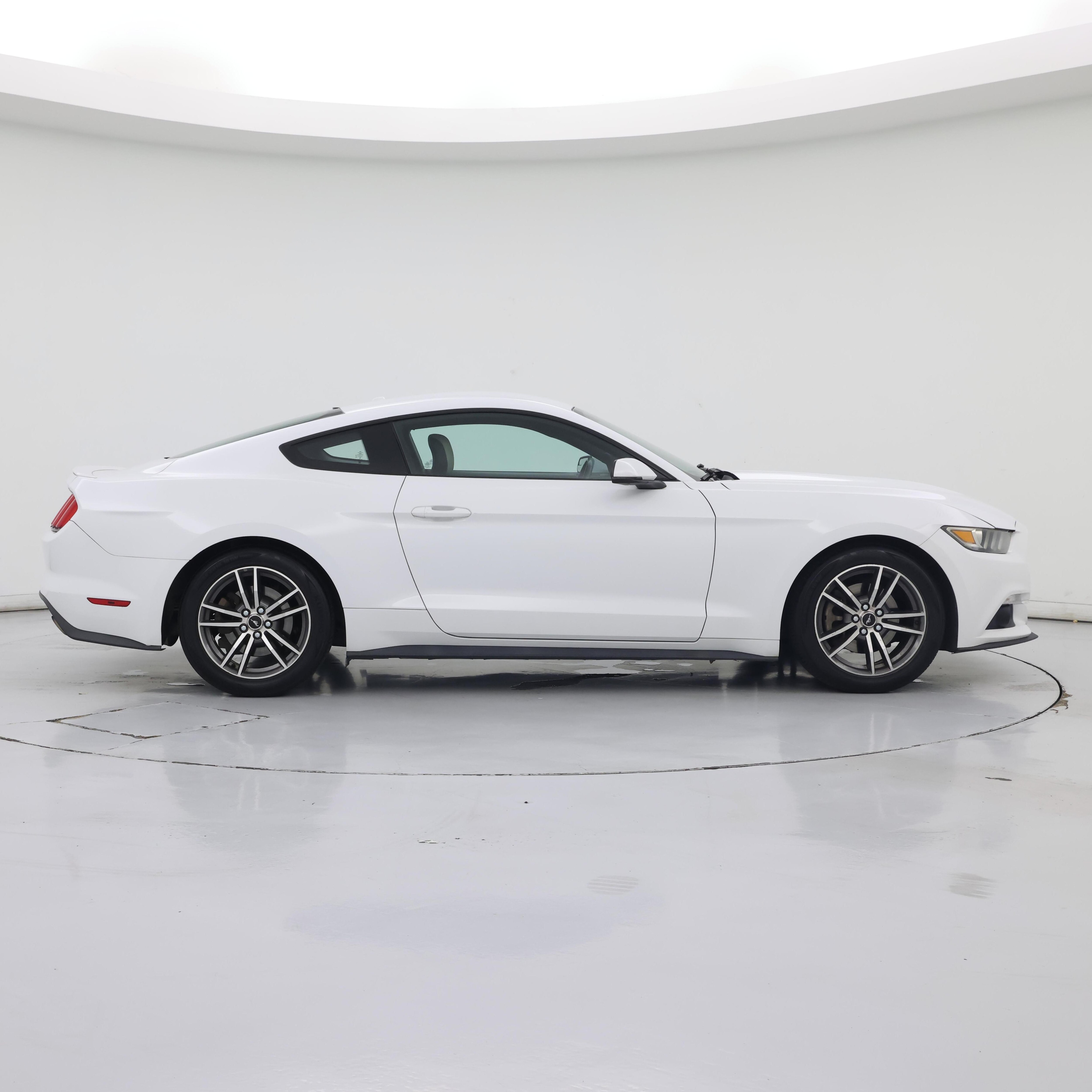 Thumbnail: 2016 Ford Mustang - 7