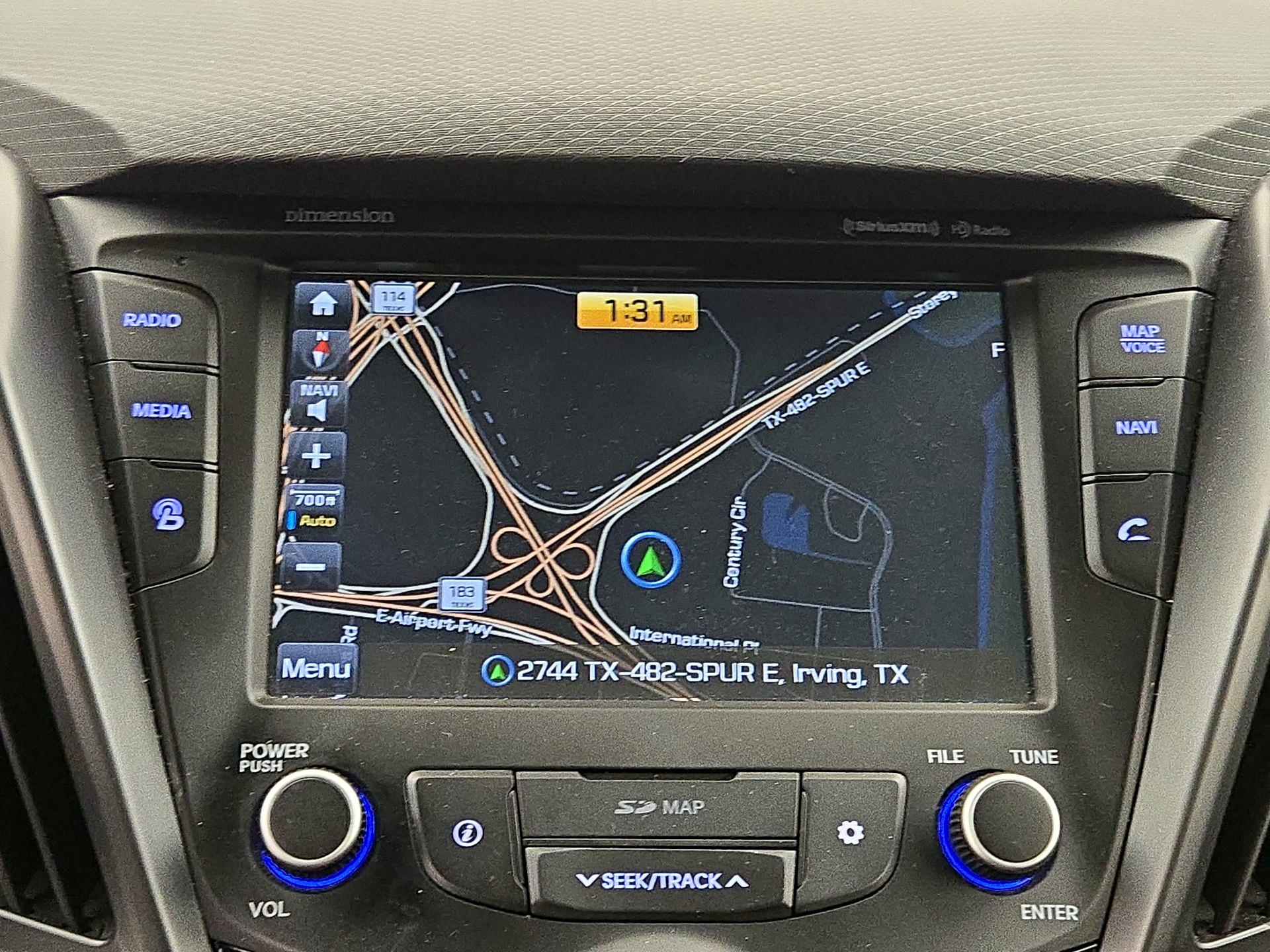 Thumbnail: 2016 Hyundai Veloster - 14