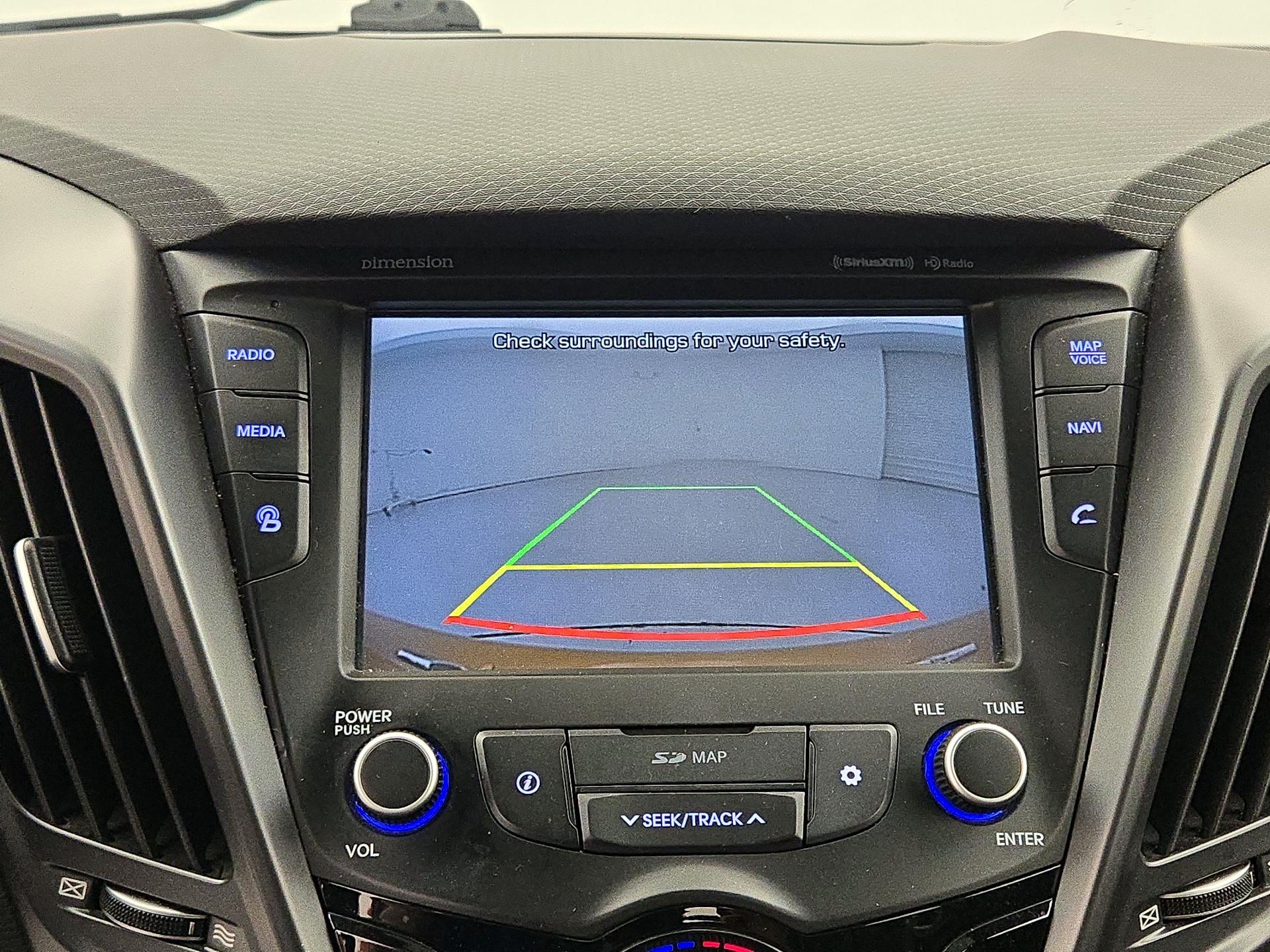 Thumbnail: 2016 Hyundai Veloster - 15