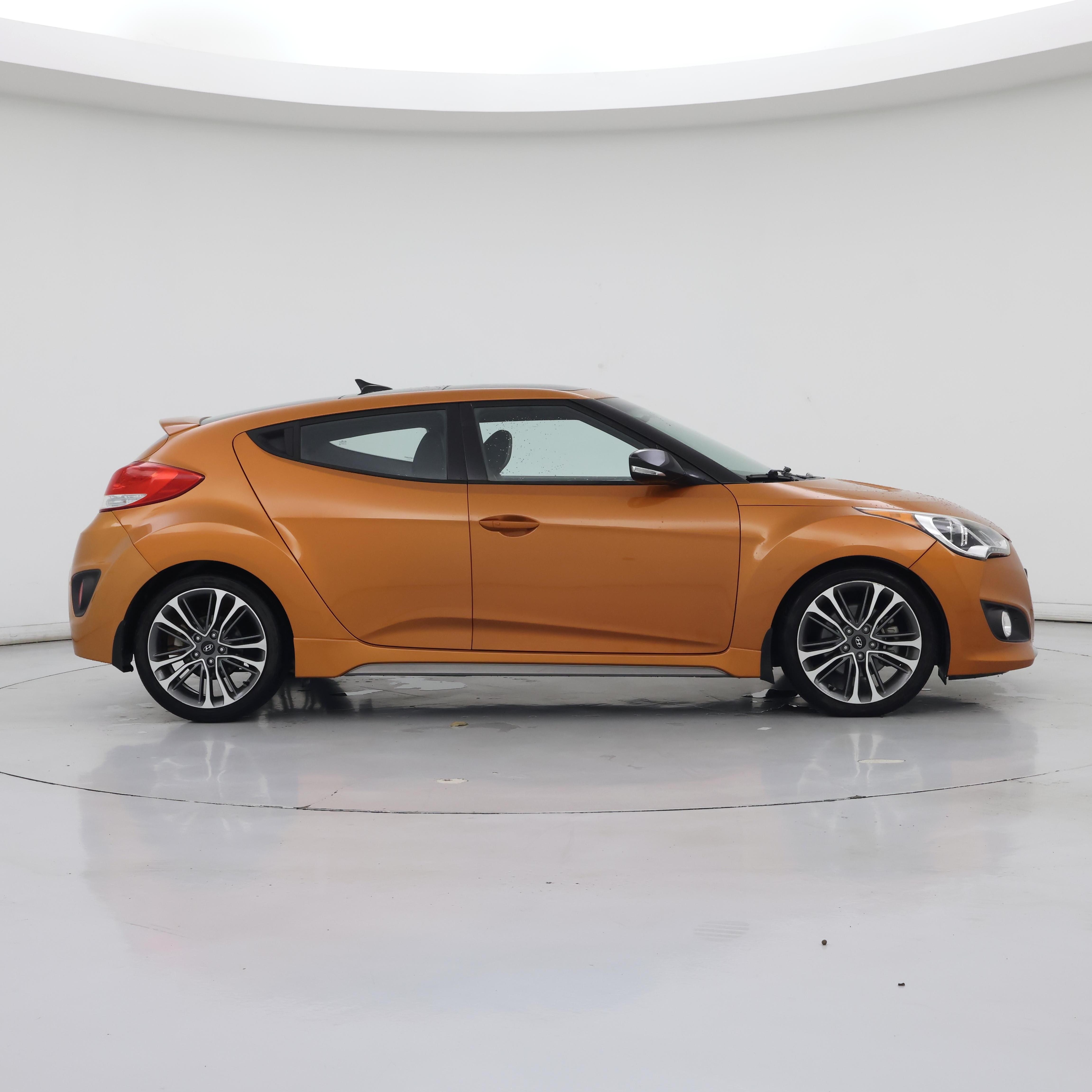 Thumbnail: 2016 Hyundai Veloster - 7