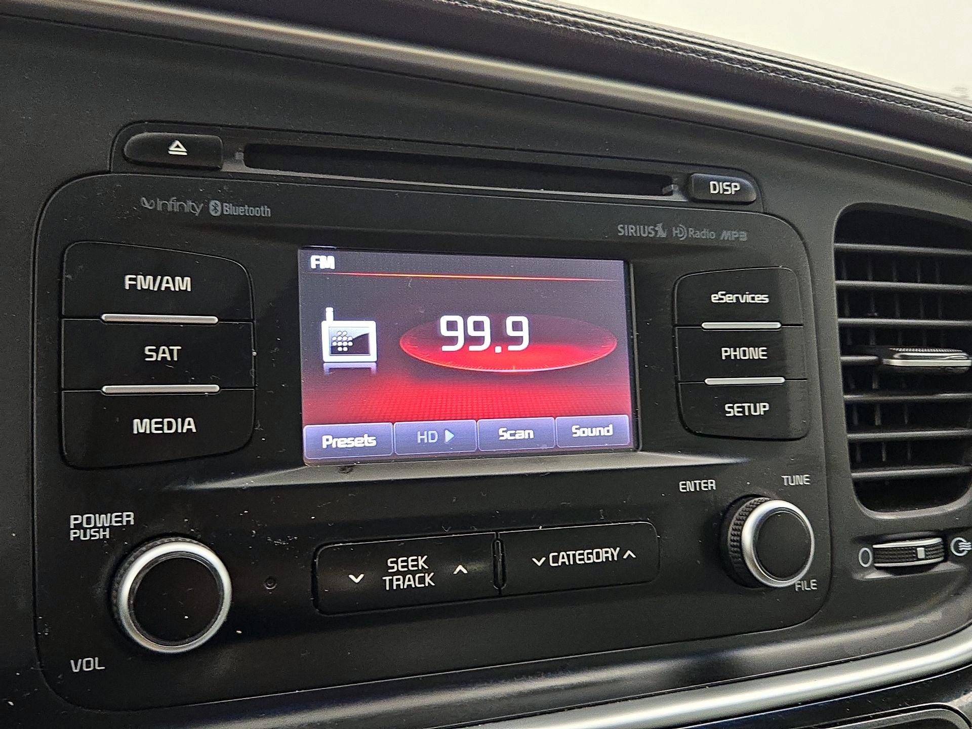 Thumbnail: 2015 Kia Optima - 15