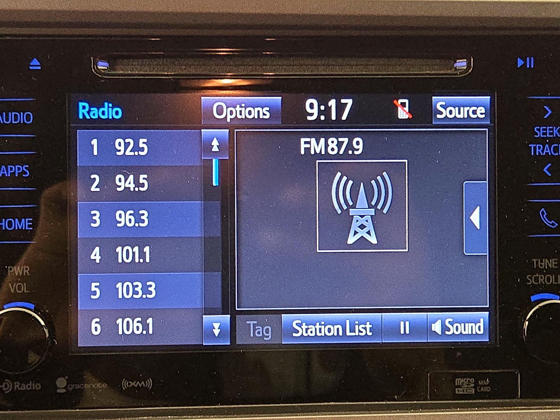 Thumbnail: 2016 Toyota Tacoma - 15