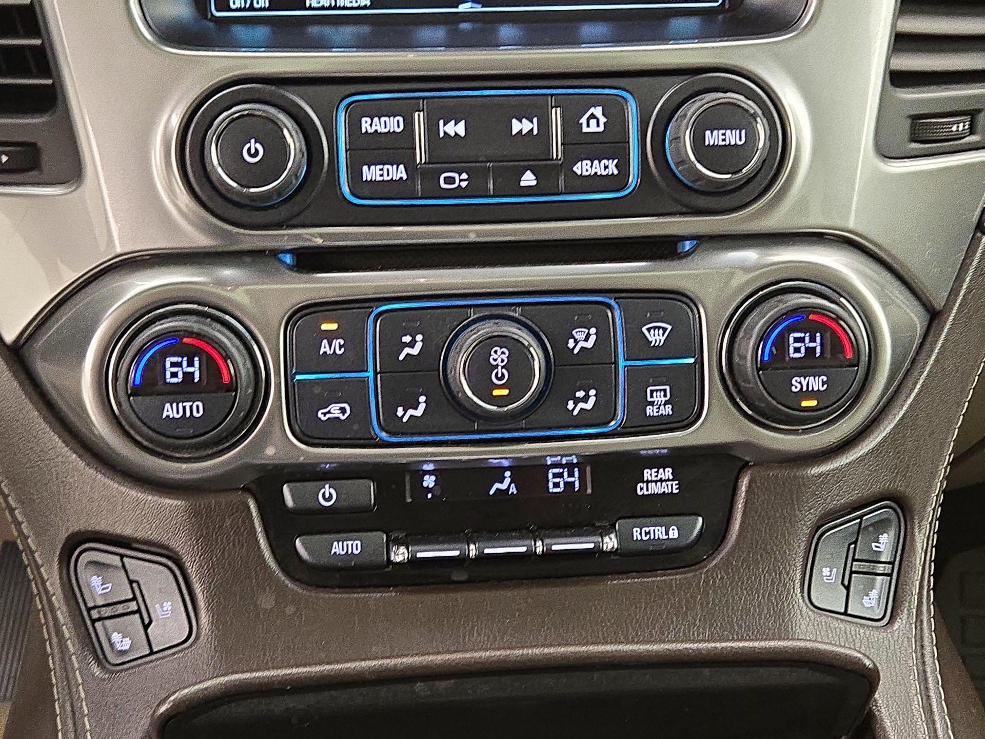 Thumbnail: 2017 Chevrolet Tahoe - 17