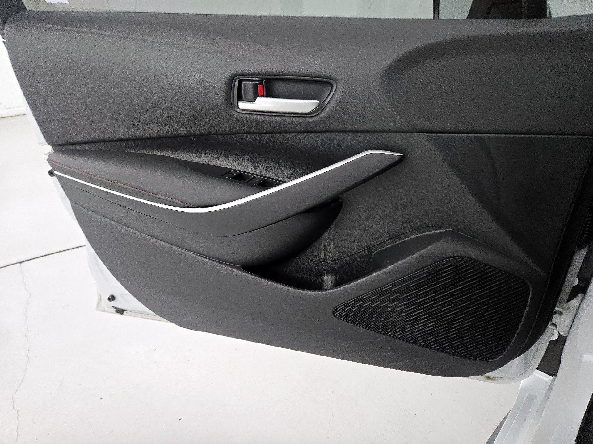 Thumbnail: 2025 Toyota Corolla - 12