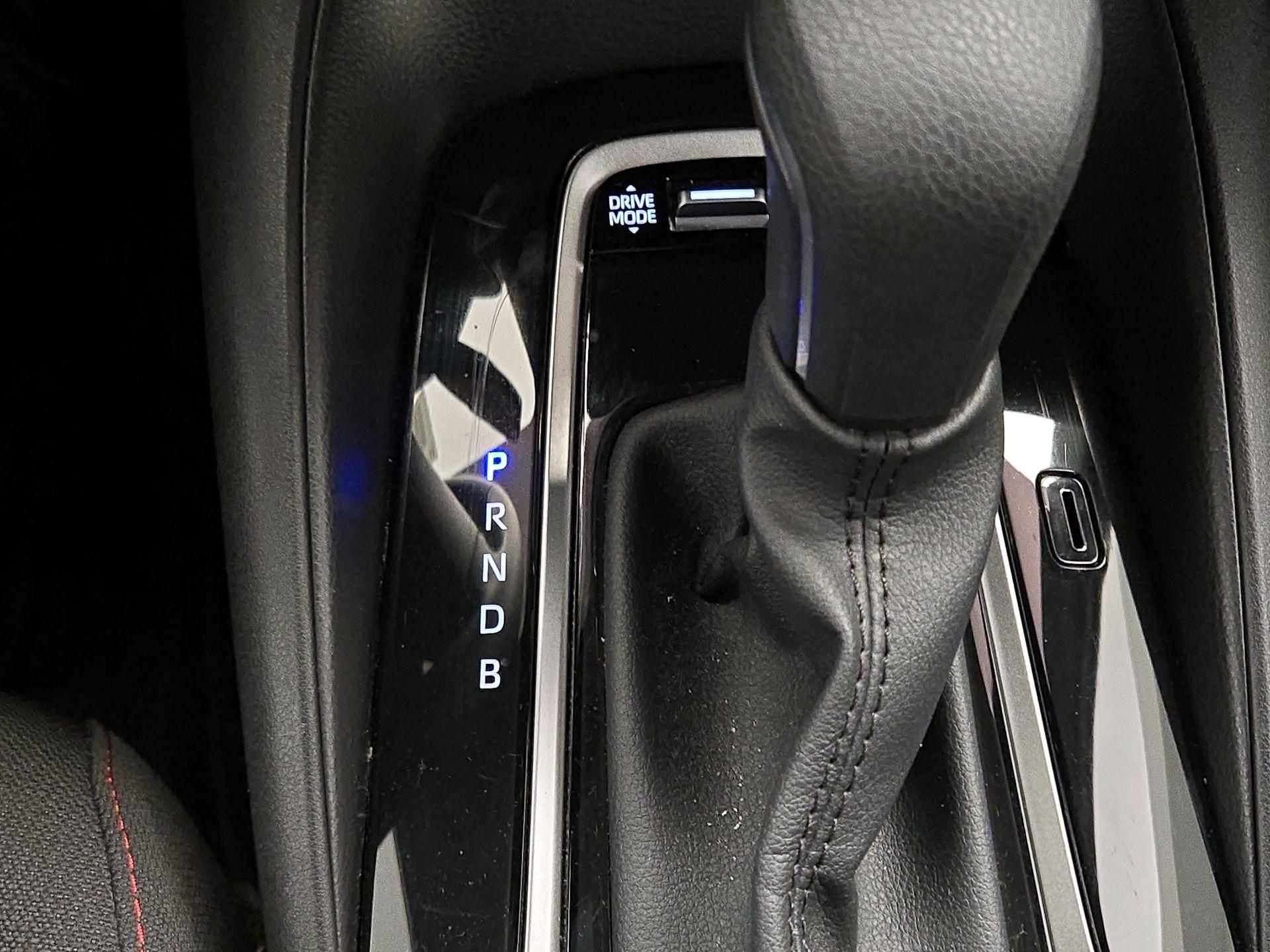 Thumbnail: 2025 Toyota Corolla - 17