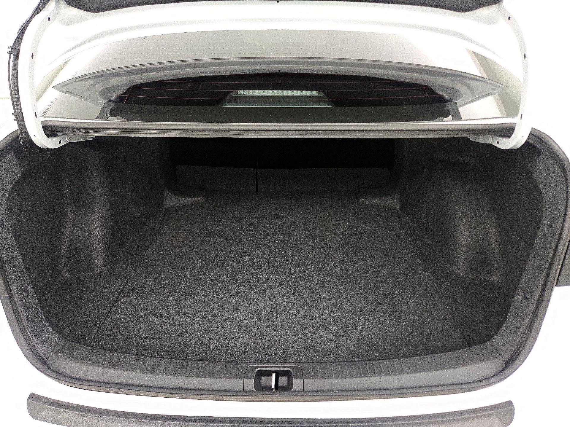 Thumbnail: 2025 Toyota Corolla - 20