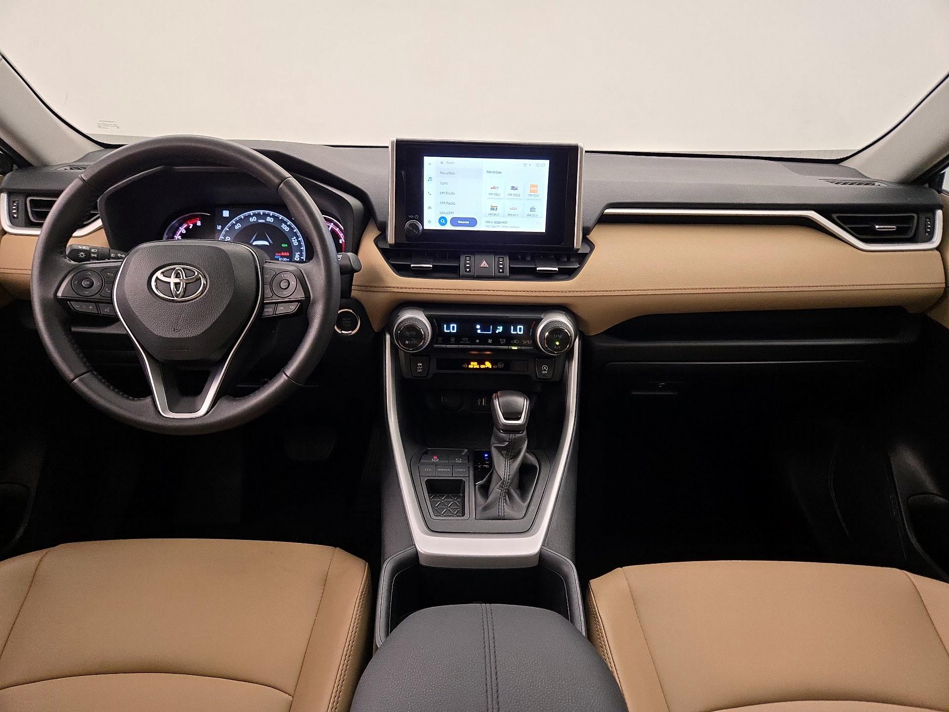 Thumbnail: 2025 Toyota RAV4 - 9