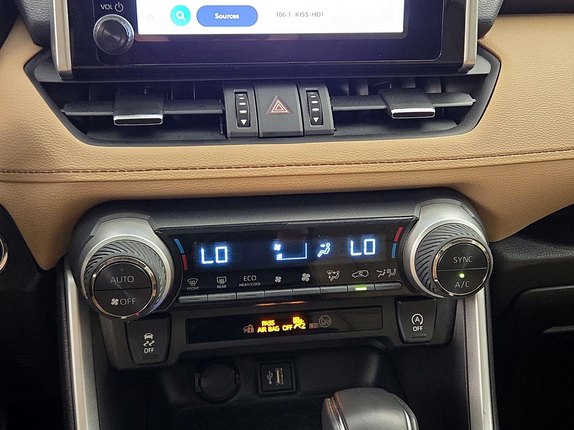 Thumbnail: 2025 Toyota RAV4 - 16