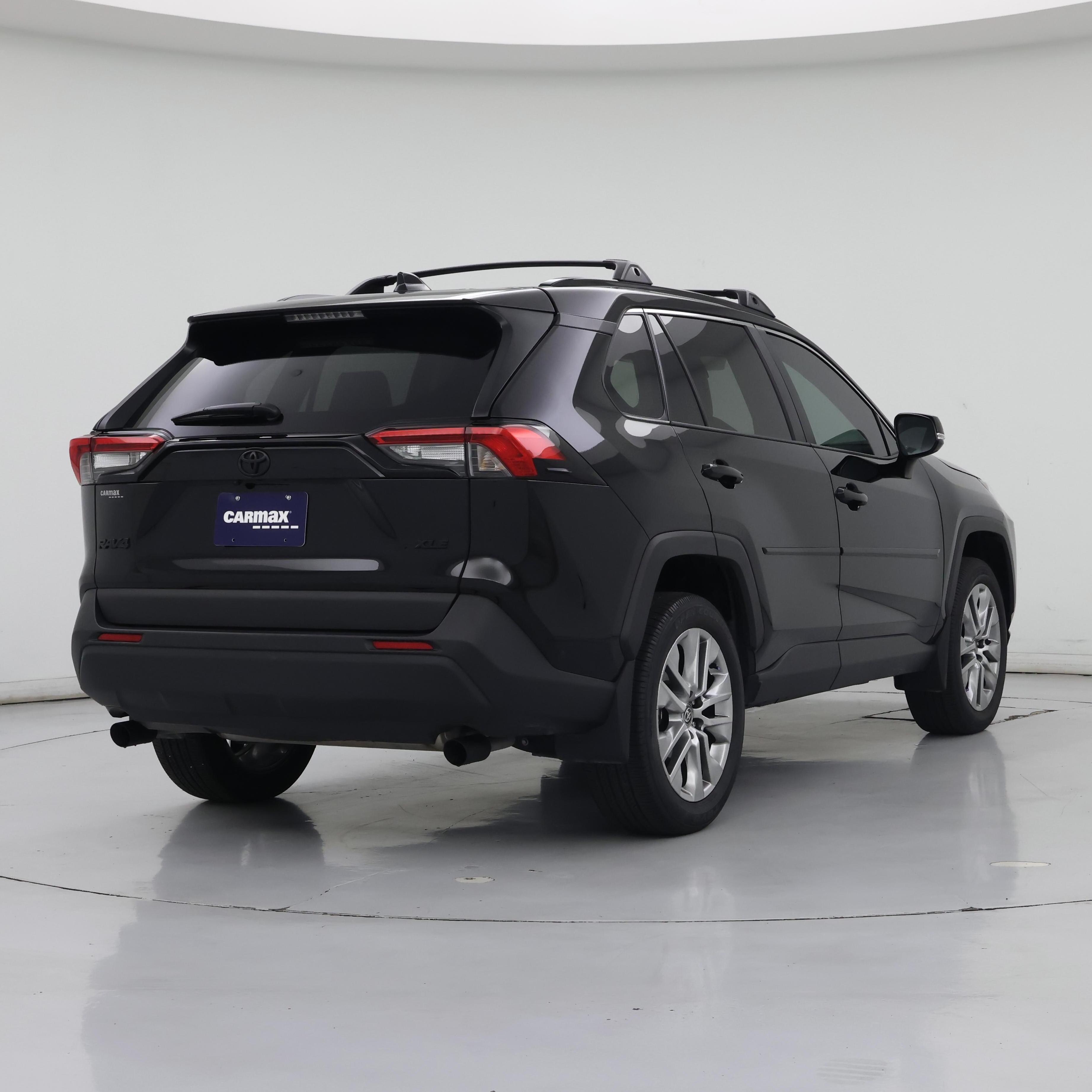 Thumbnail: 2025 Toyota RAV4 - 8