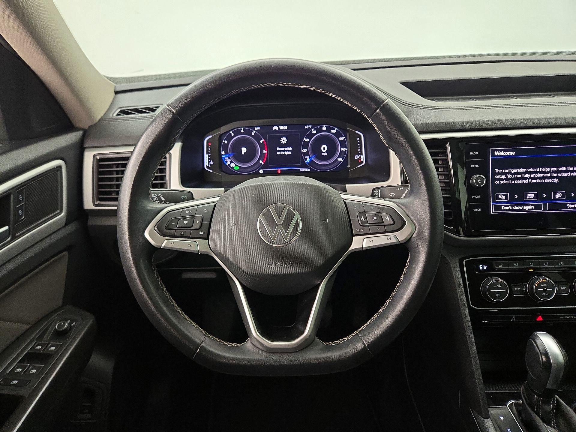 Thumbnail: 2023 Volkswagen Atlas - 10