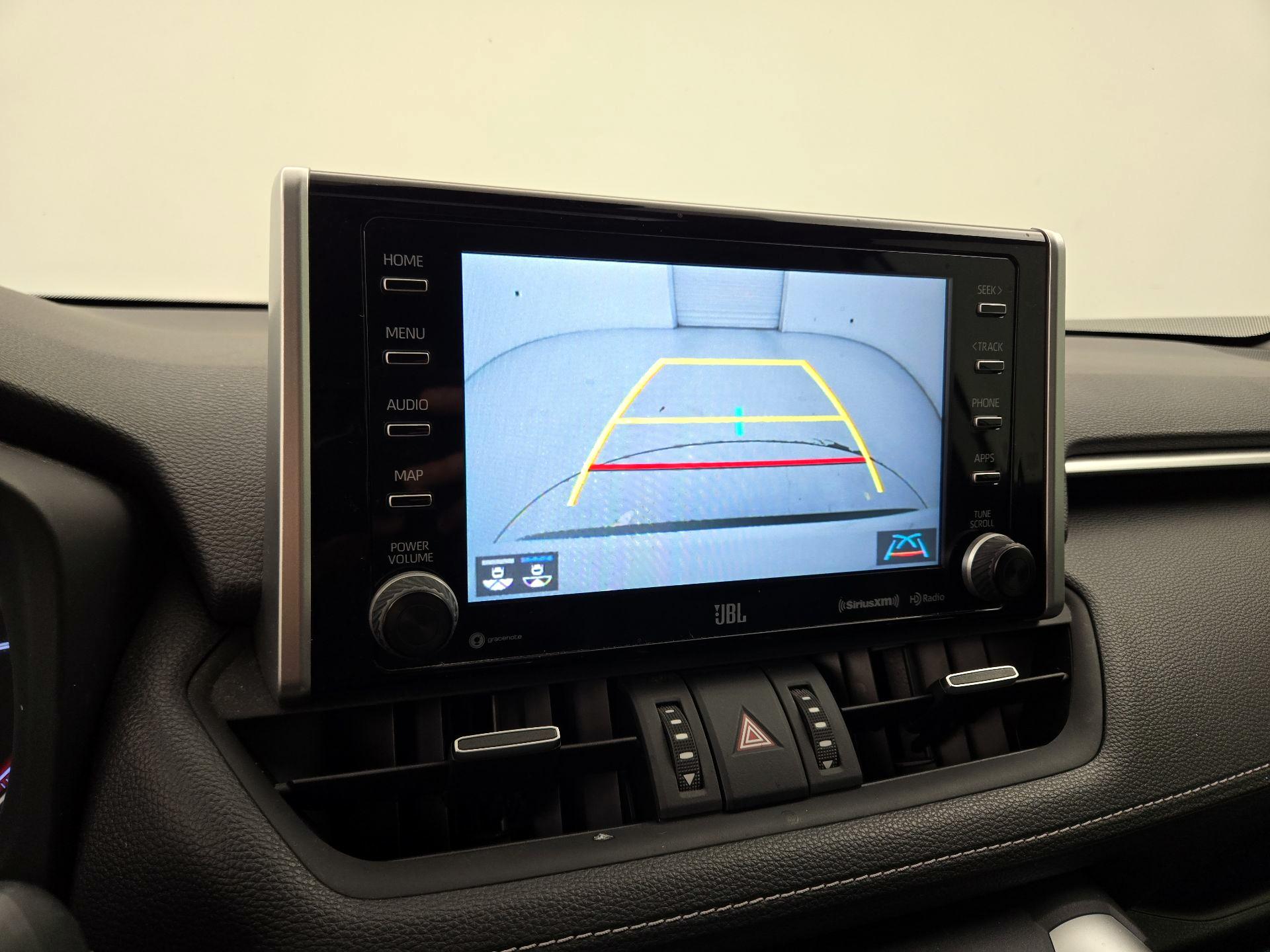 Thumbnail: 2020 Toyota RAV4 - 15