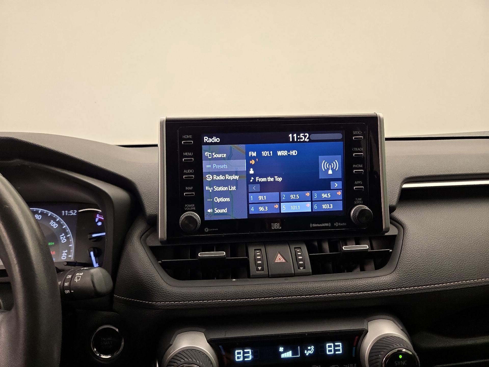 Thumbnail: 2020 Toyota RAV4 - 16