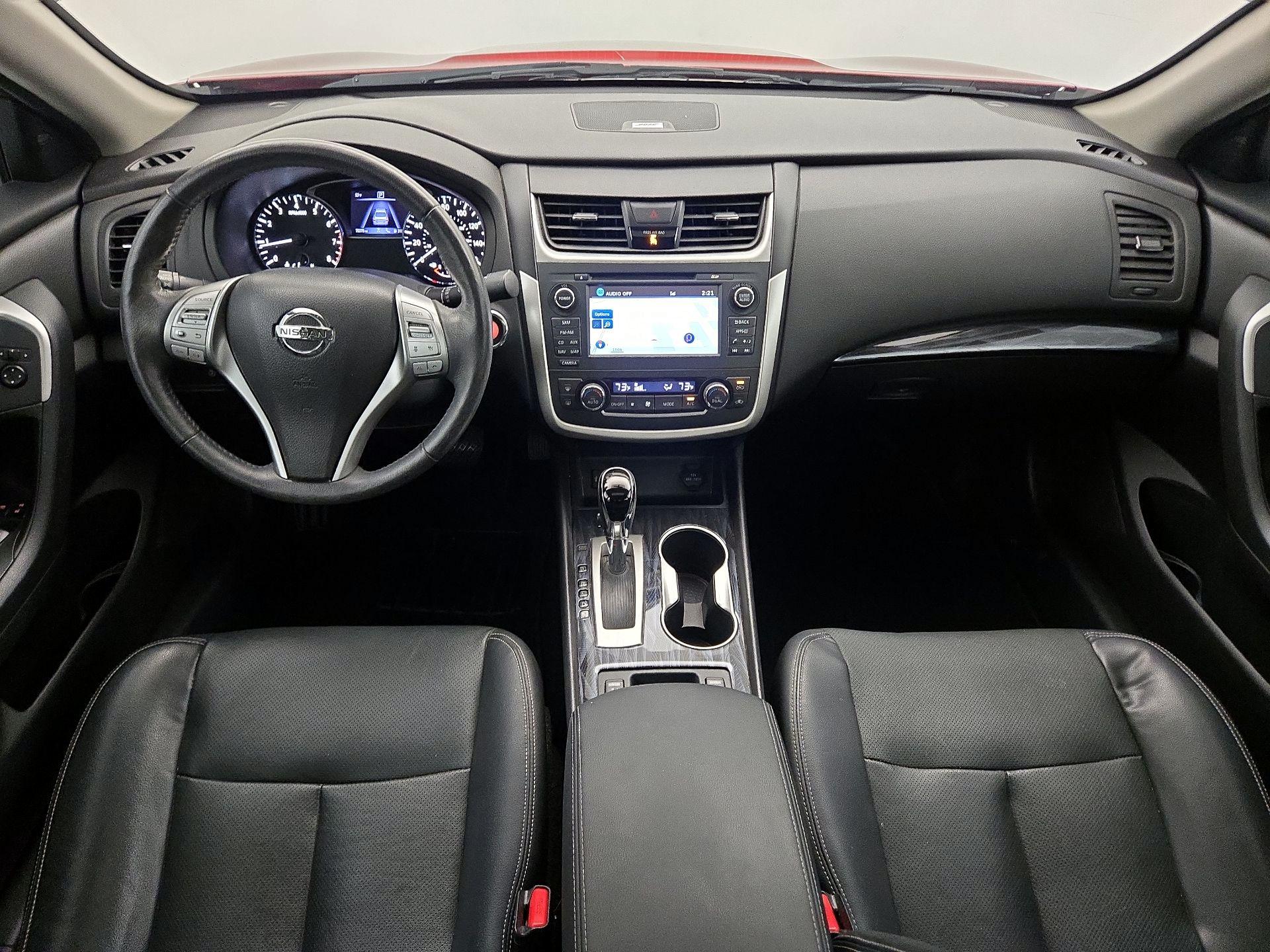 Thumbnail: 2016 Nissan Altima - 9