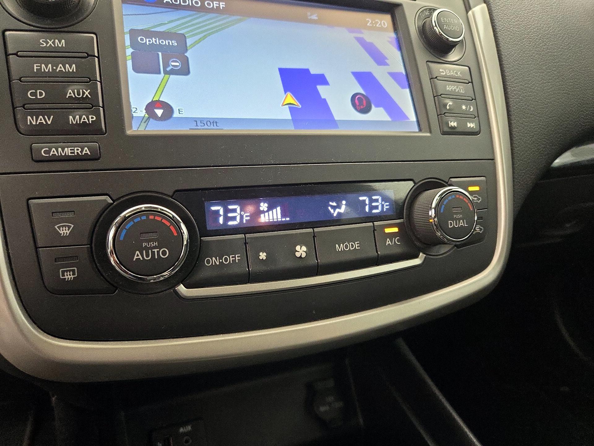 Thumbnail: 2016 Nissan Altima - 17
