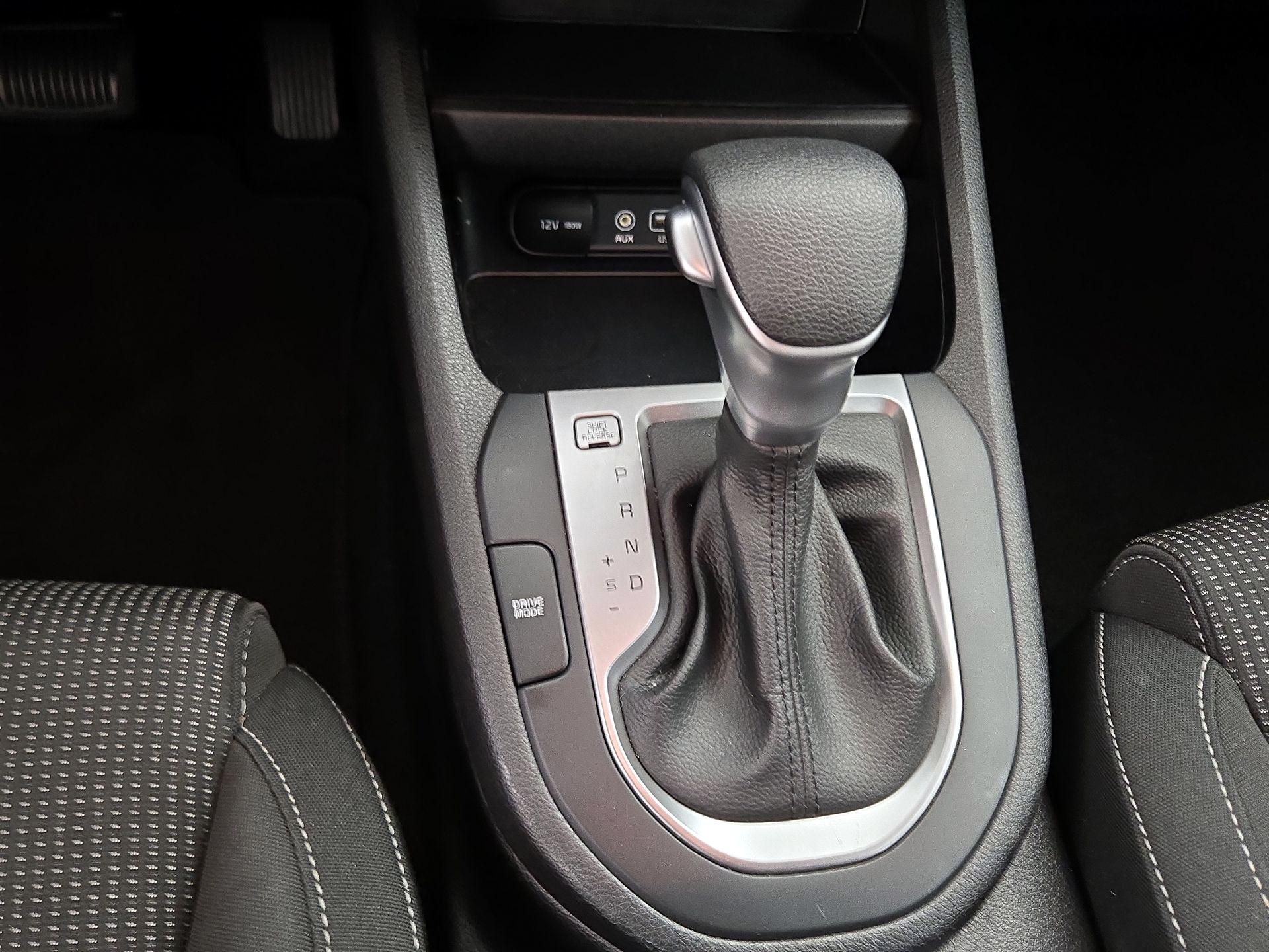 Thumbnail: 2020 Kia Forte - 17