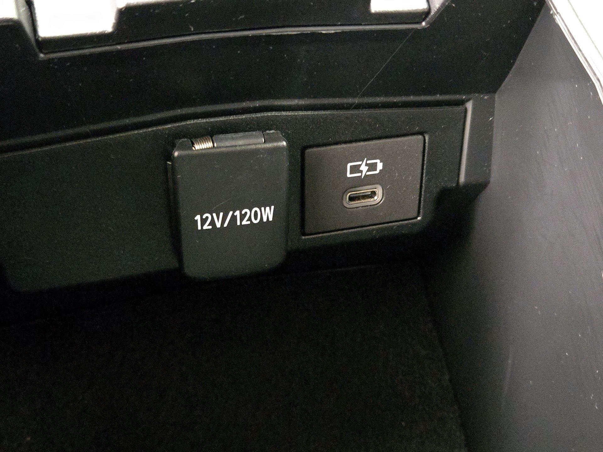 Thumbnail: 2024 Toyota Corolla - 18