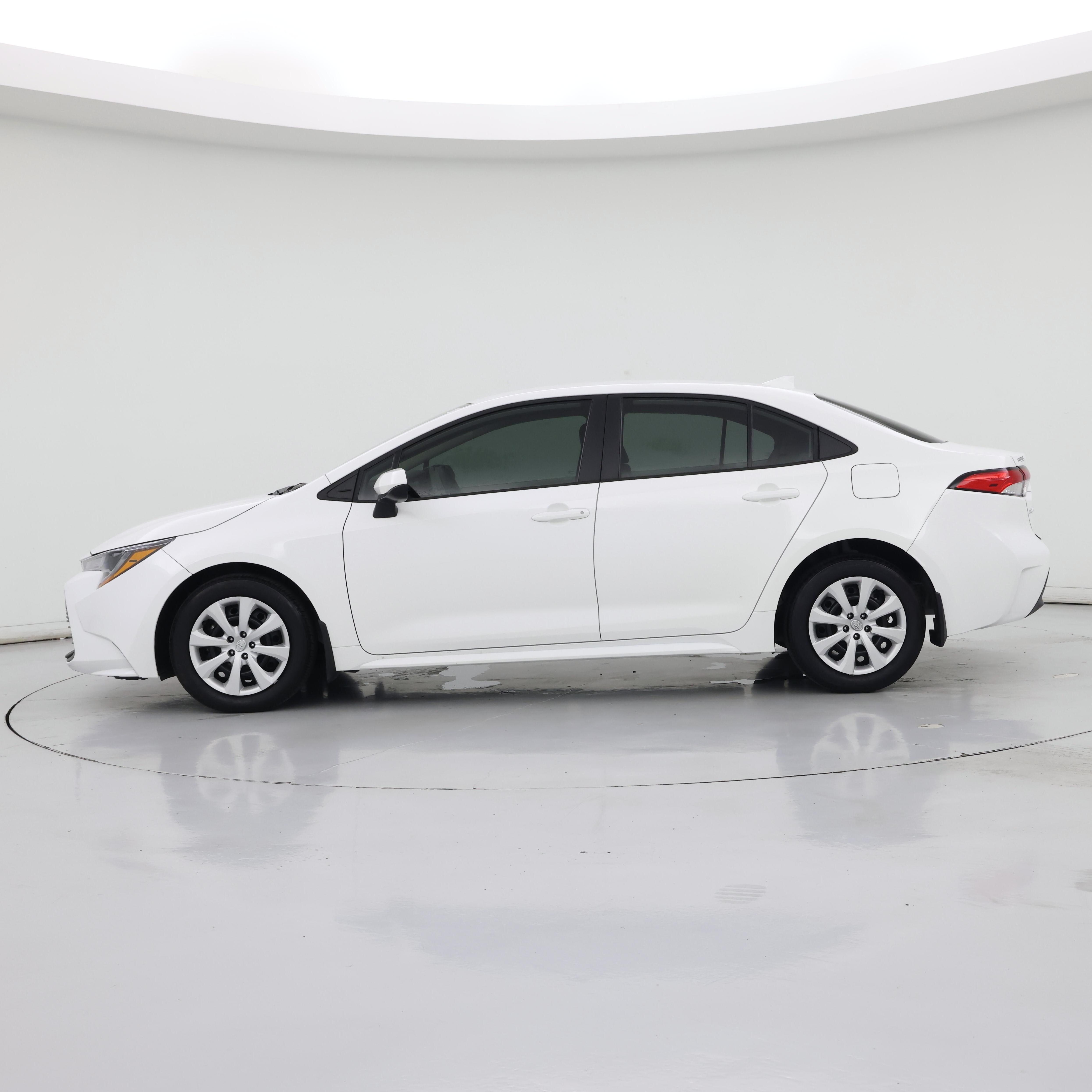 Thumbnail: 2024 Toyota Corolla - 3