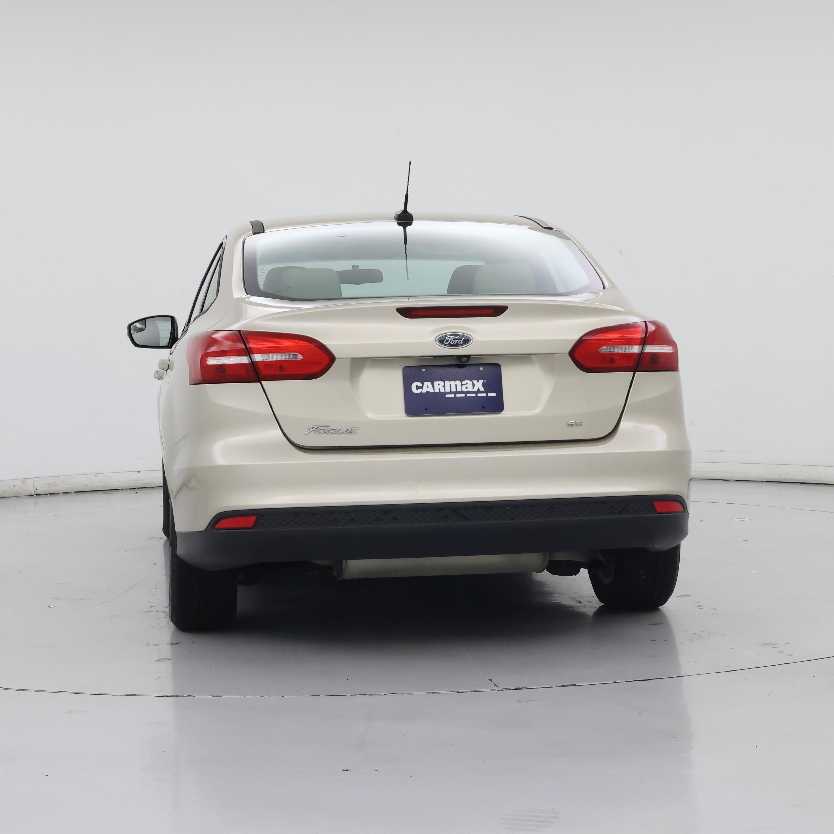 Thumbnail: 2017 Ford Focus - 6