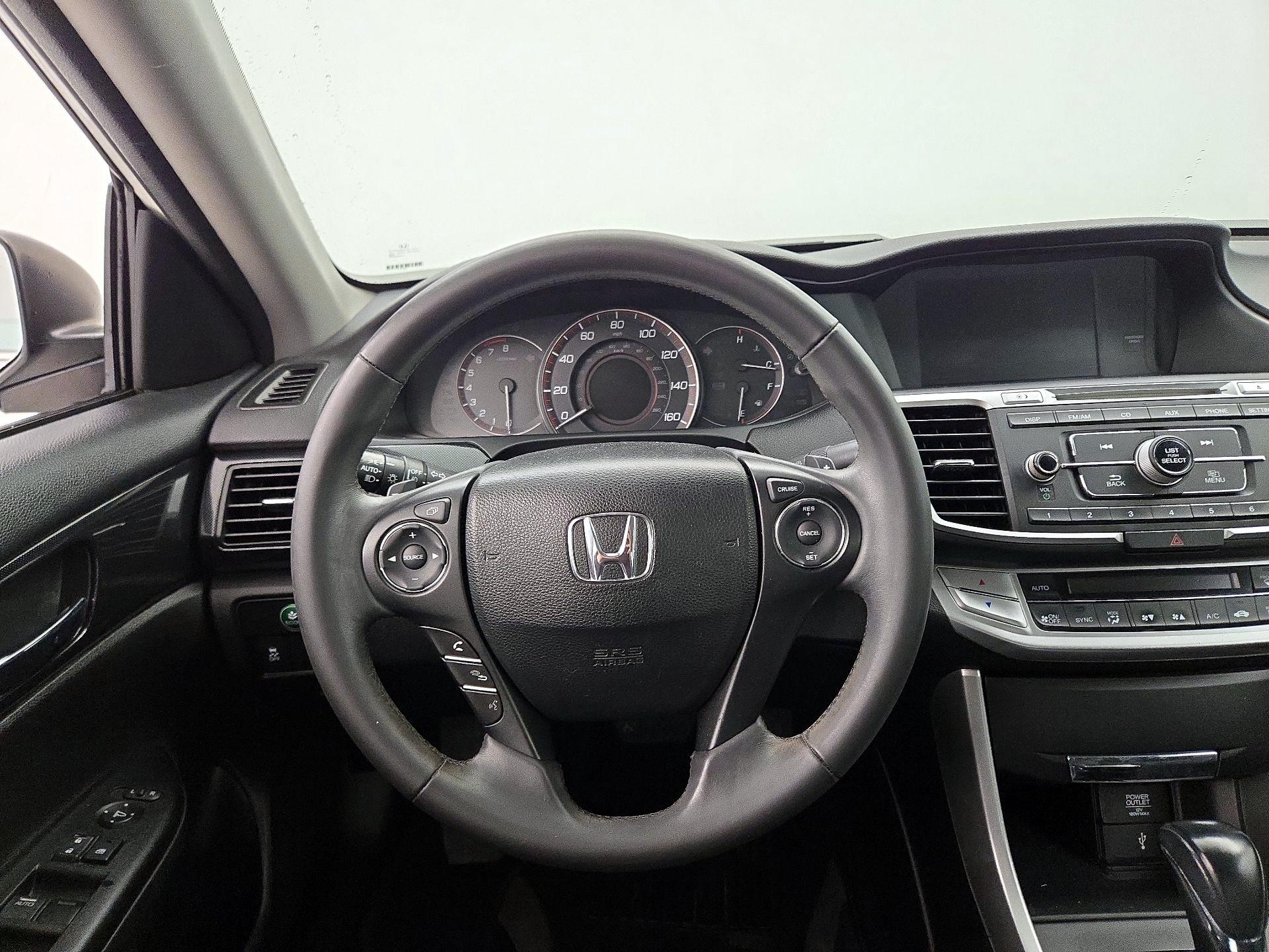 Thumbnail: 2015 Honda Accord - 10