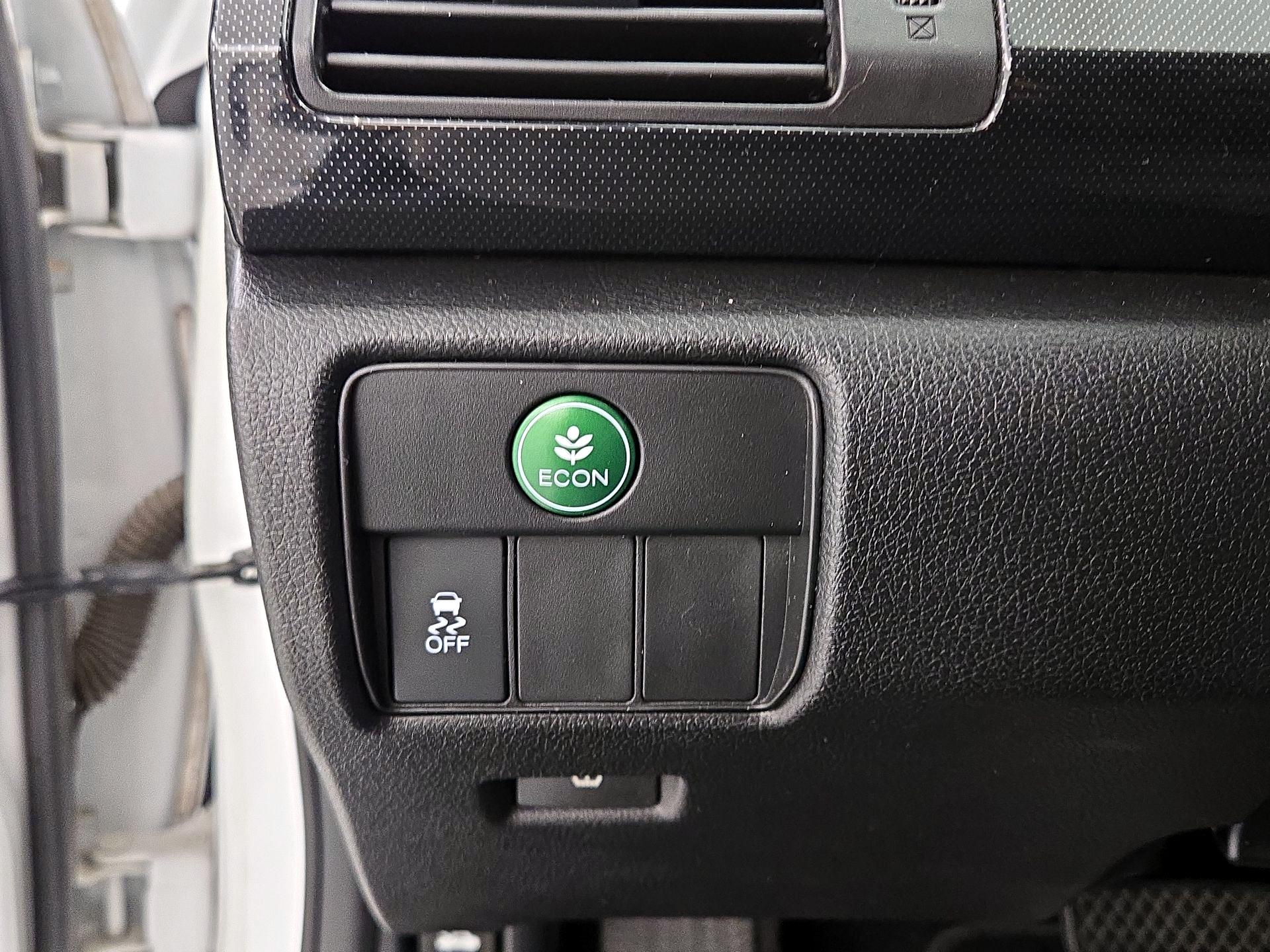 Thumbnail: 2015 Honda Accord - 13