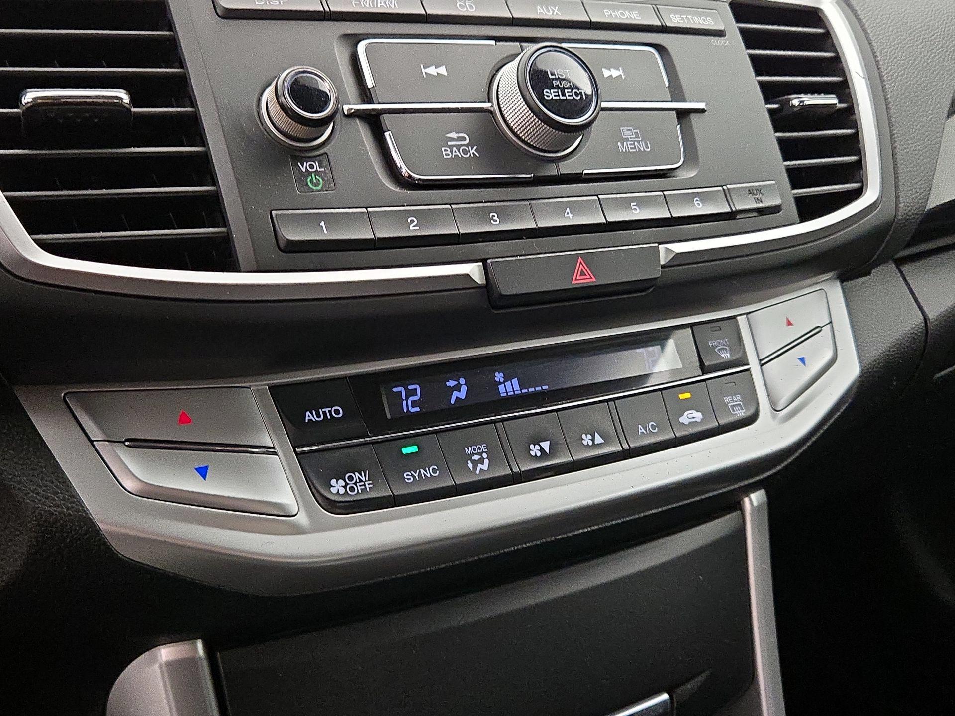 Thumbnail: 2015 Honda Accord - 16