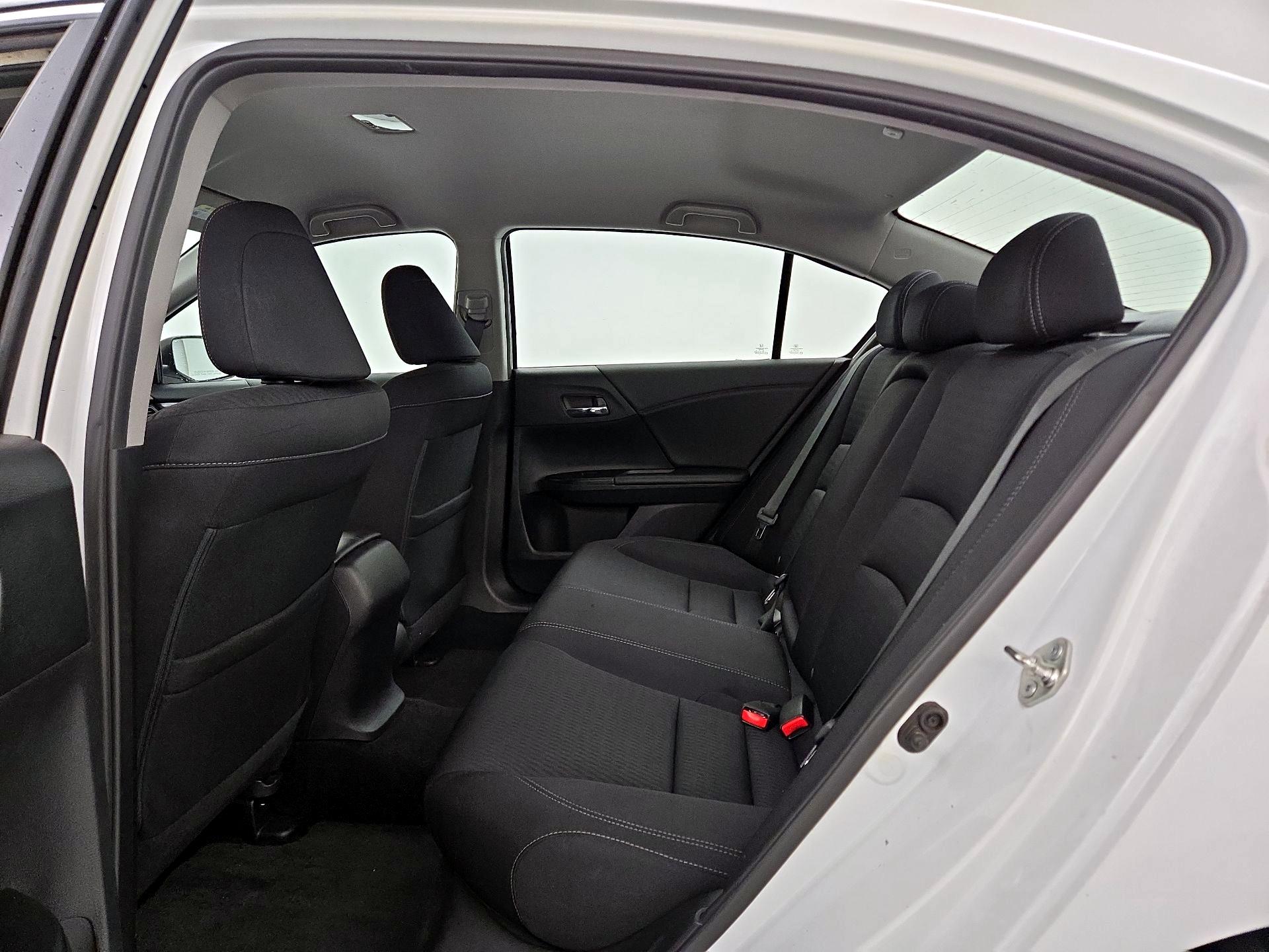 Thumbnail: 2015 Honda Accord - 19