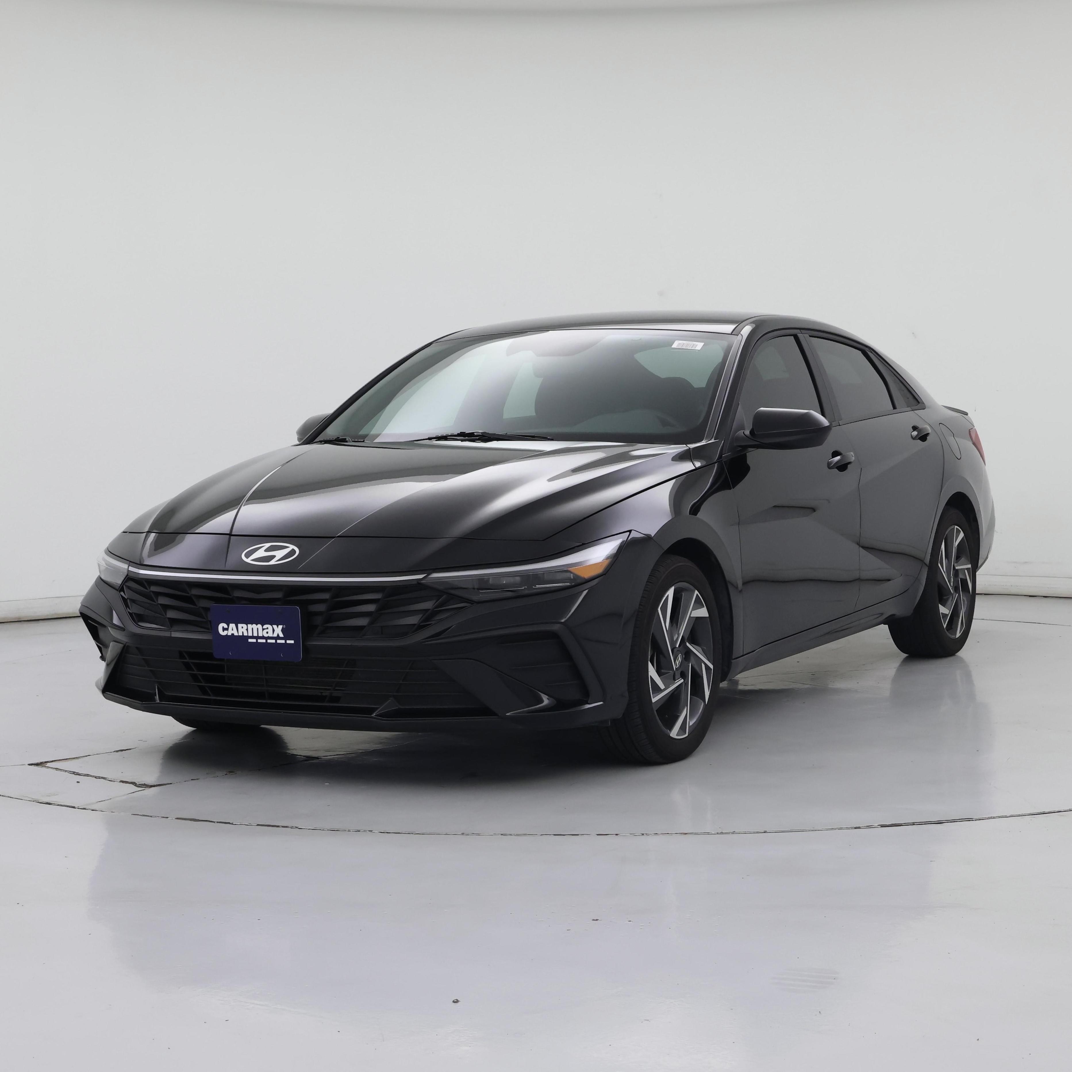 Thumbnail: 2025 Hyundai Elantra - 4