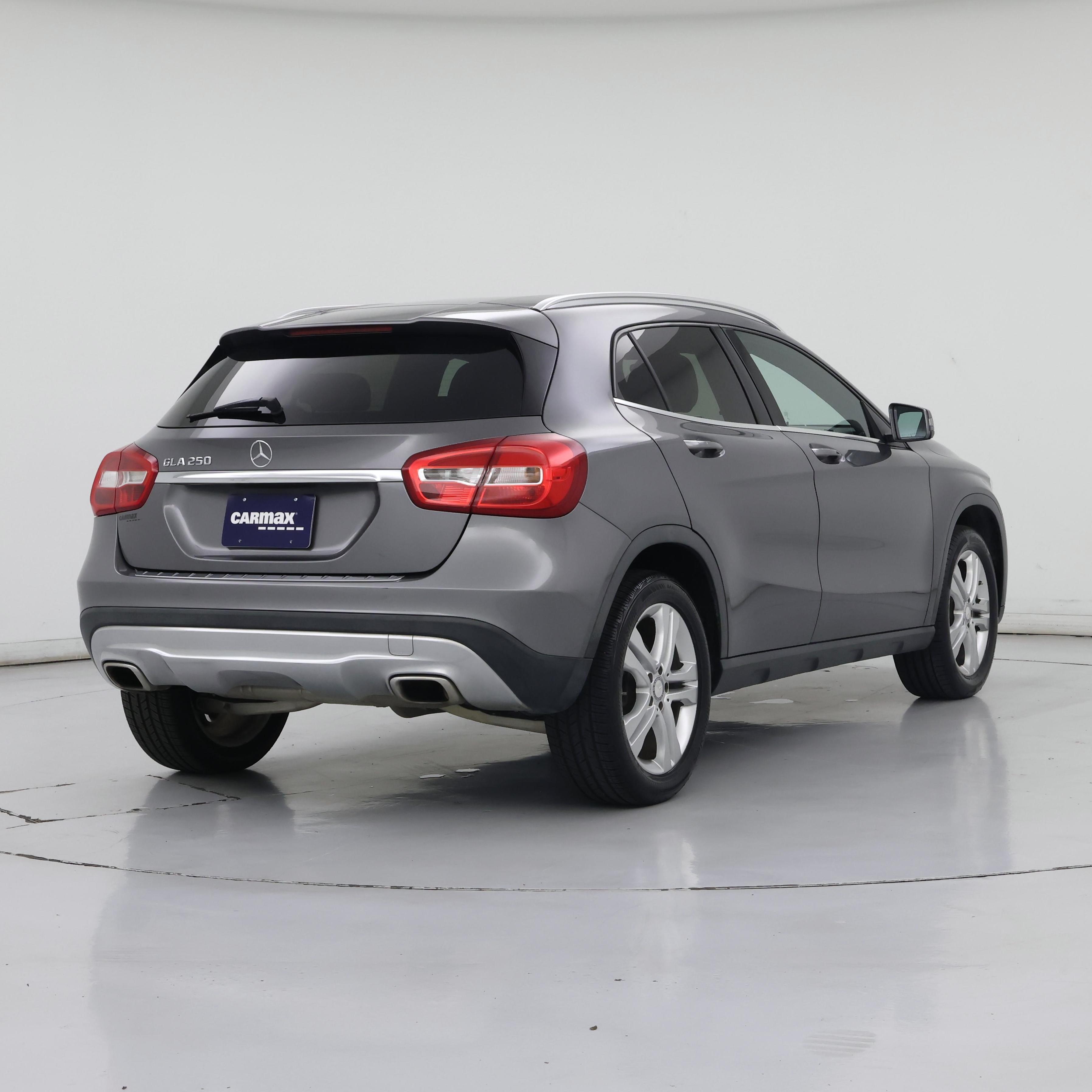 Thumbnail: 2016 Mercedes-Benz GLA - 8