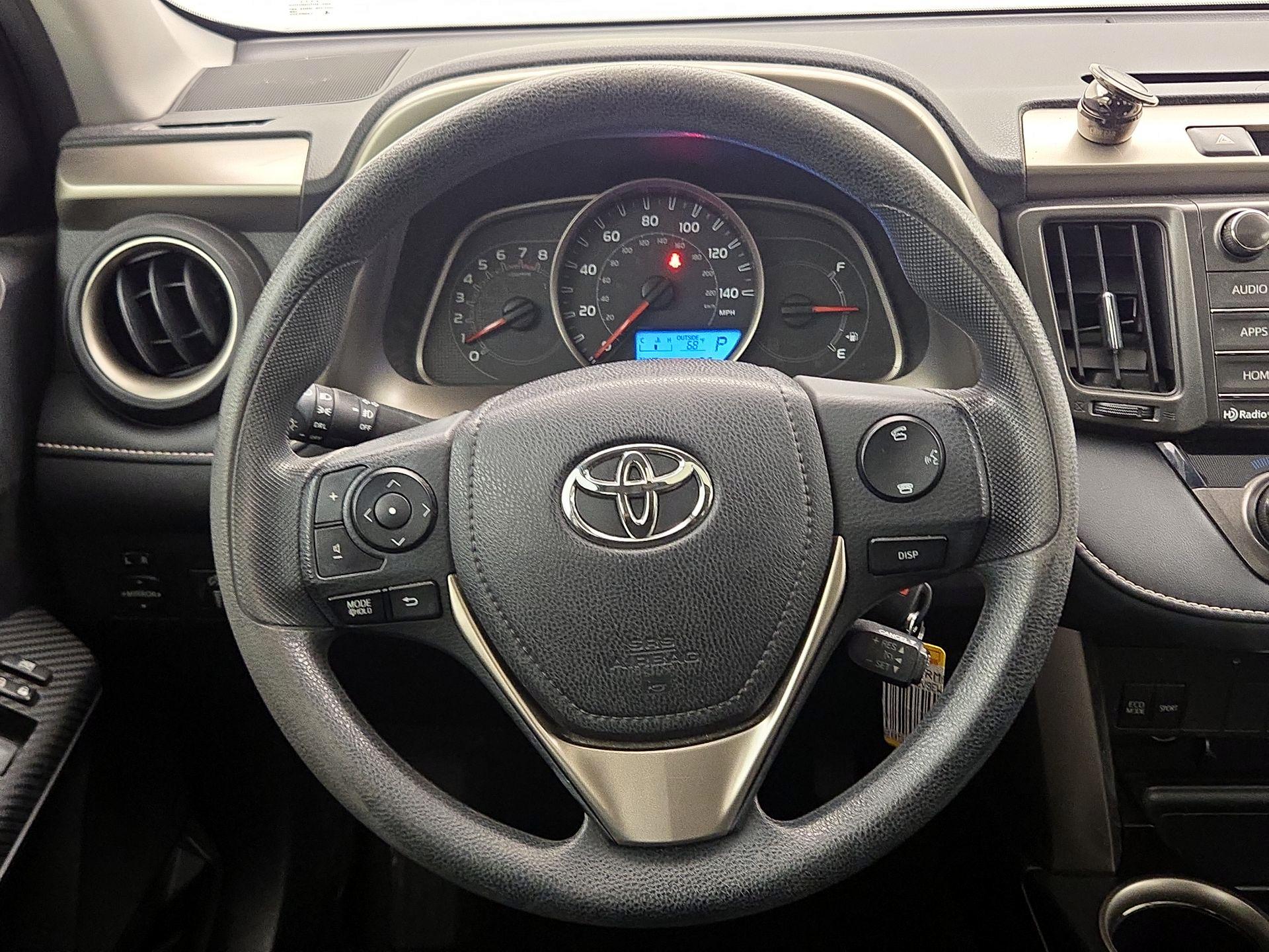 Thumbnail: 2014 Toyota RAV4 - 10
