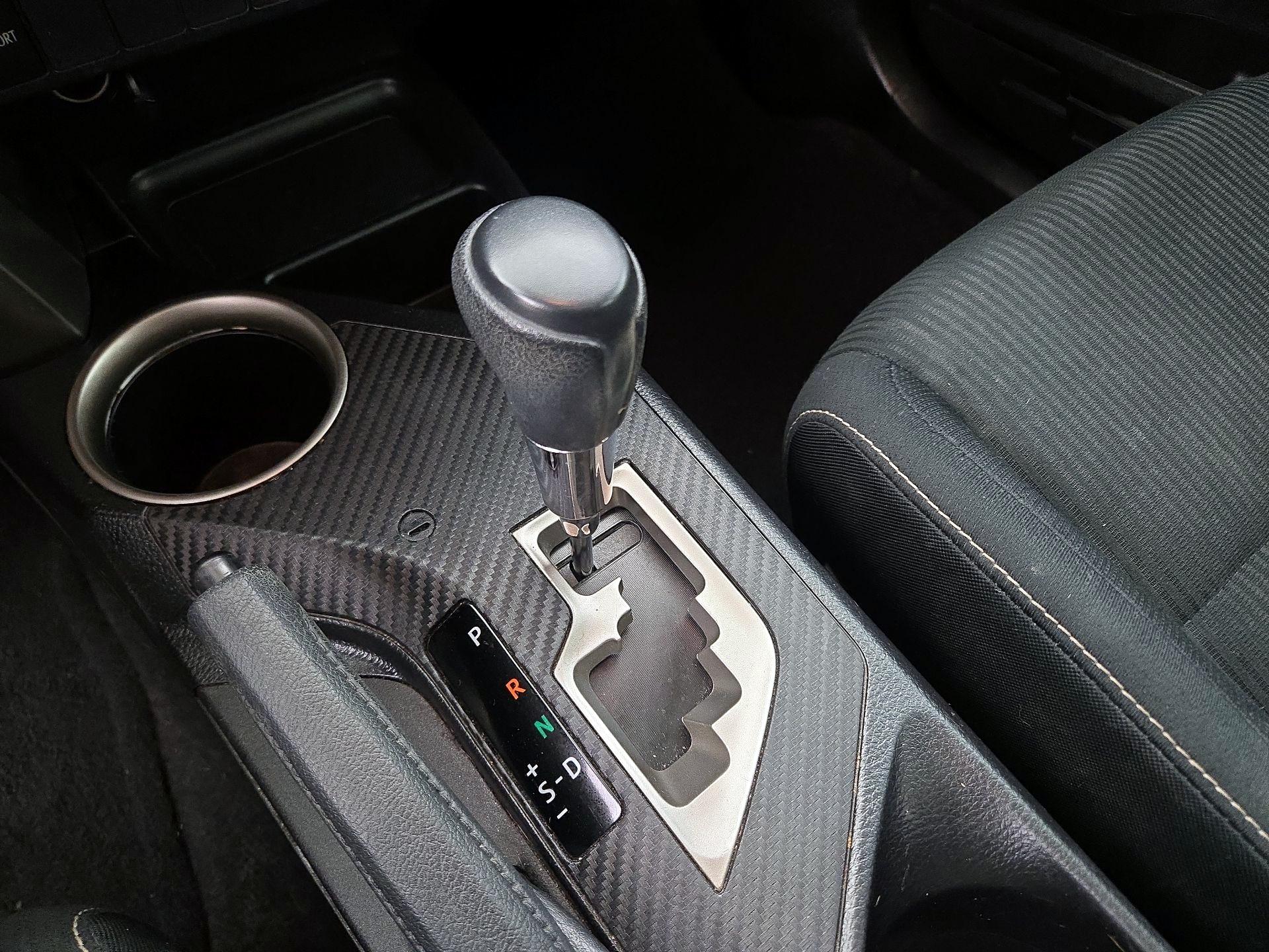 Thumbnail: 2014 Toyota RAV4 - 17
