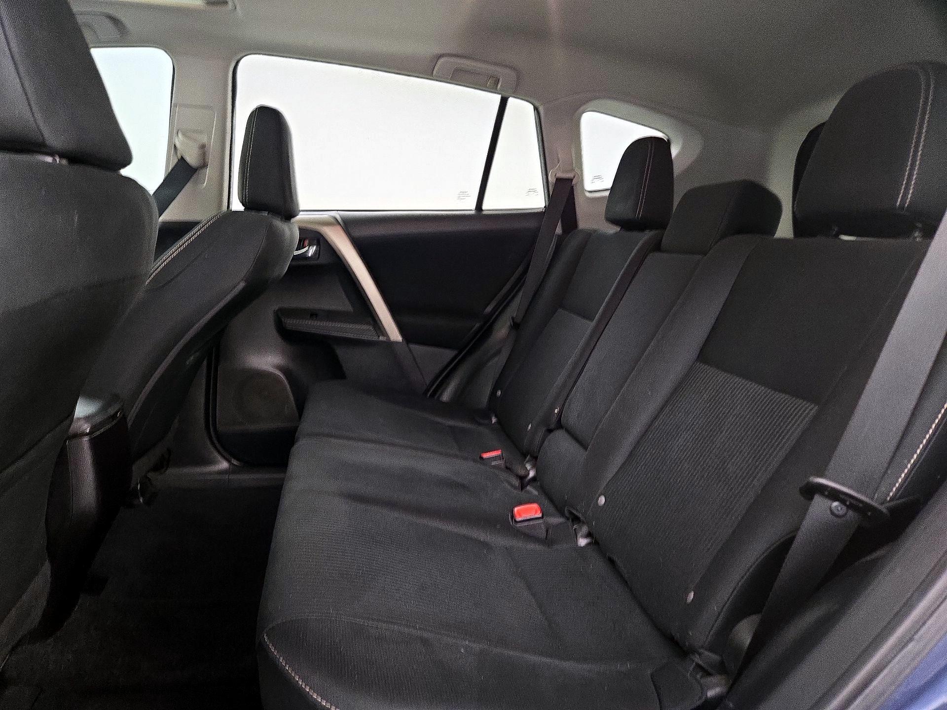 Thumbnail: 2014 Toyota RAV4 - 20