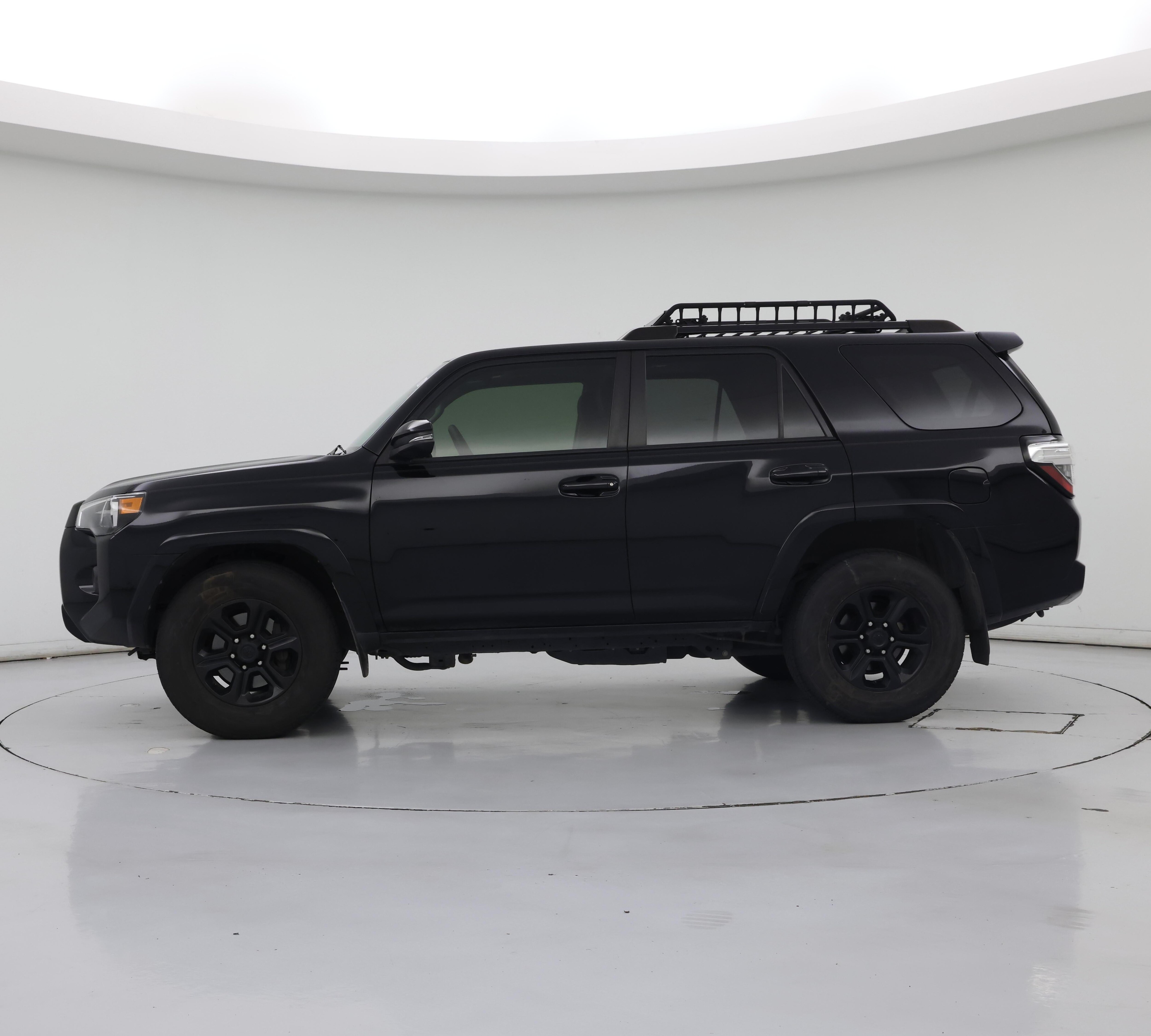 Thumbnail: 2022 Toyota 4Runner - 3